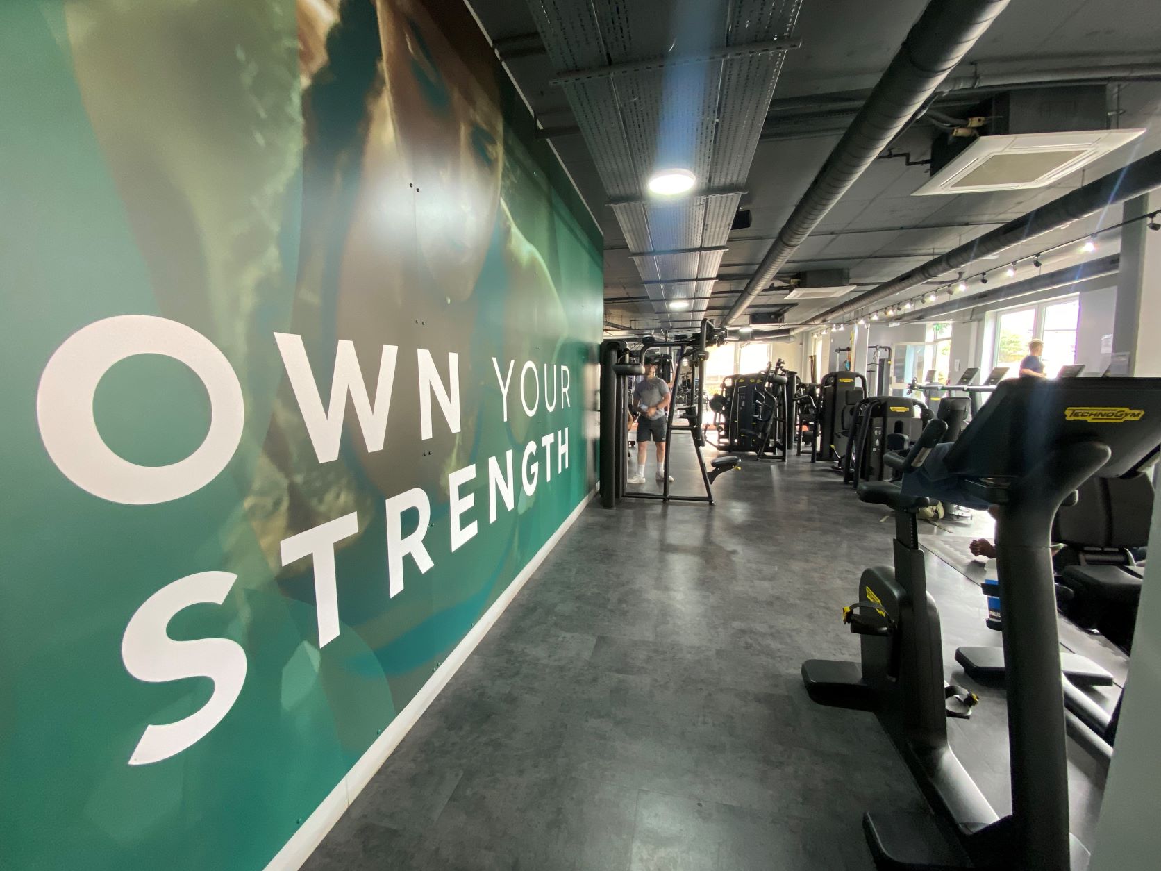 Gym - bwppuvex3rb.jpeg