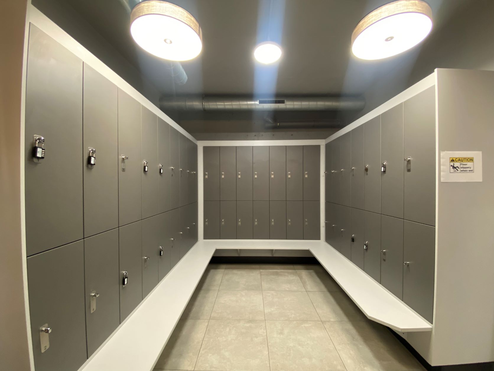 Gym - kw1lwy2gdoi.jpeg