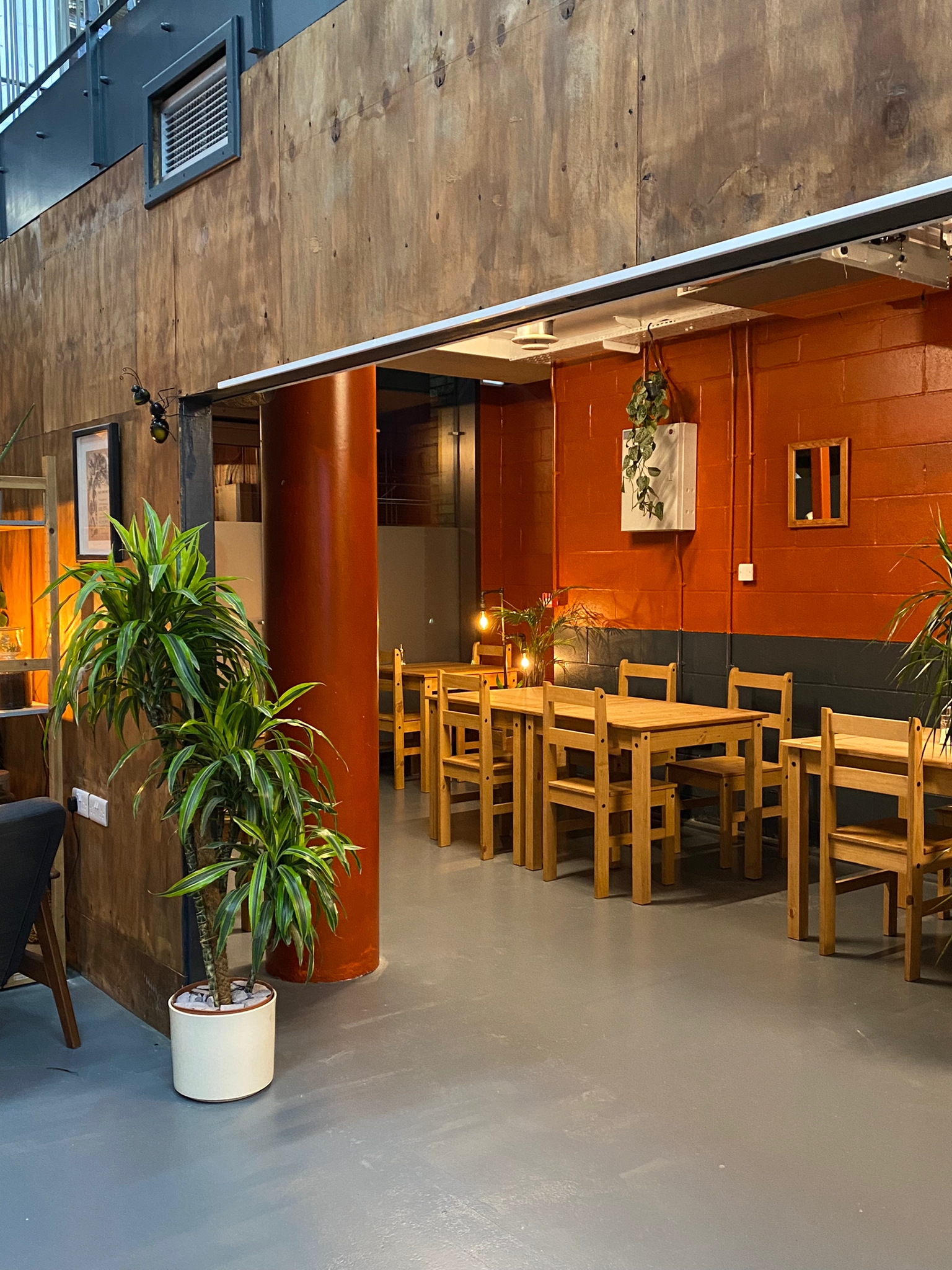 Royal Albert Wharf - Well Bean Co - eesyonbveow.jpg