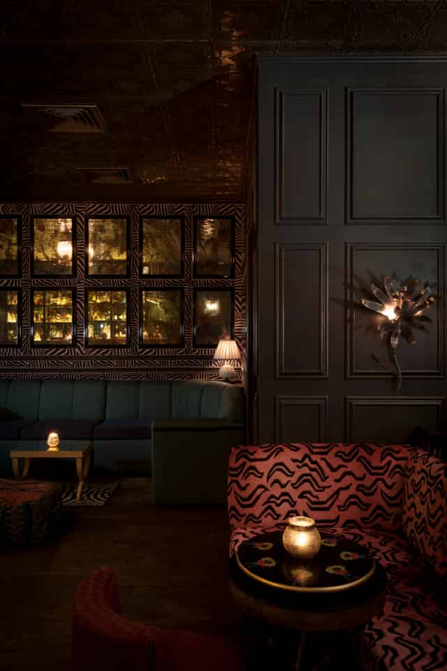 Lounge Bar