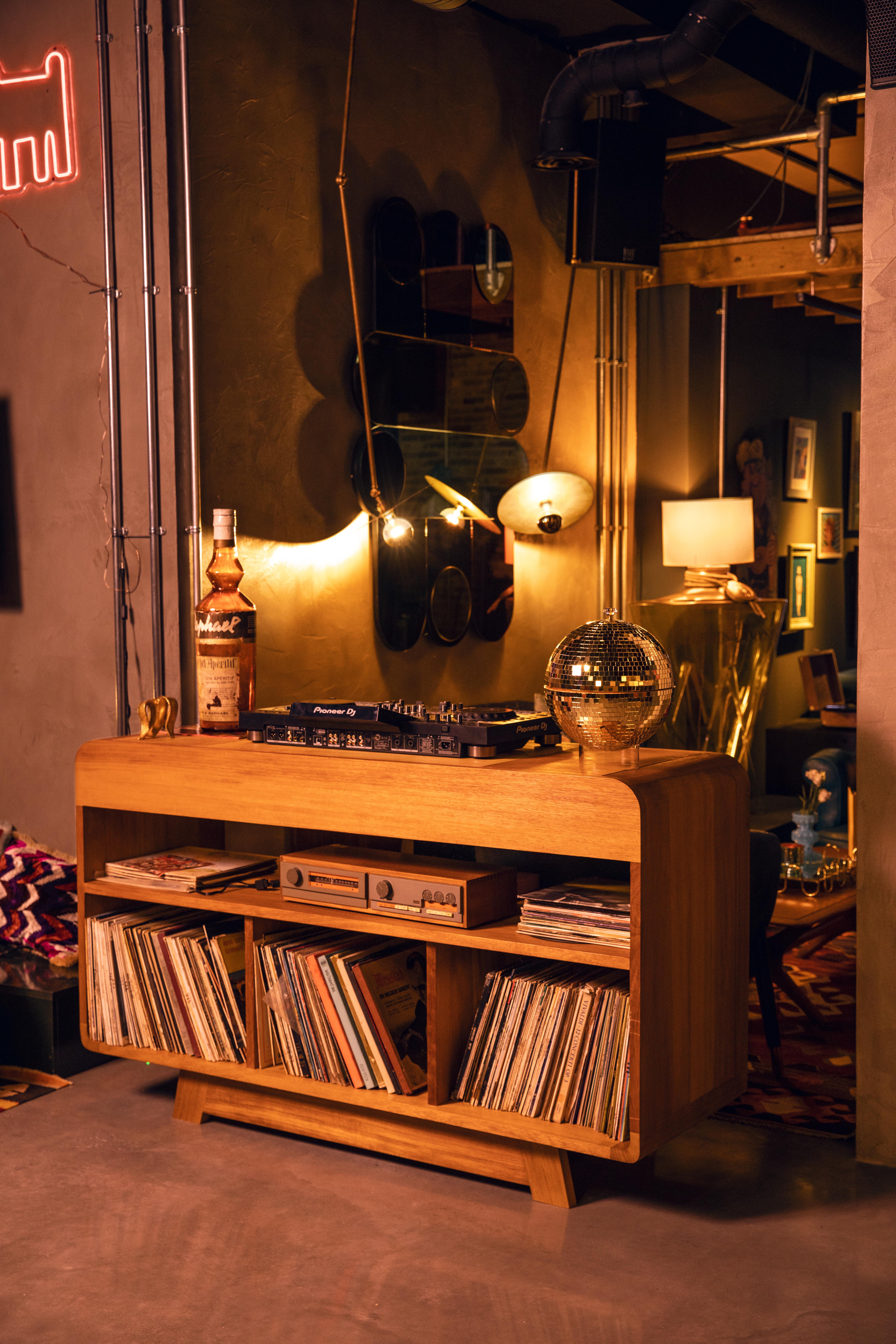 Basement Studio - hcluxscfzy5.jpg