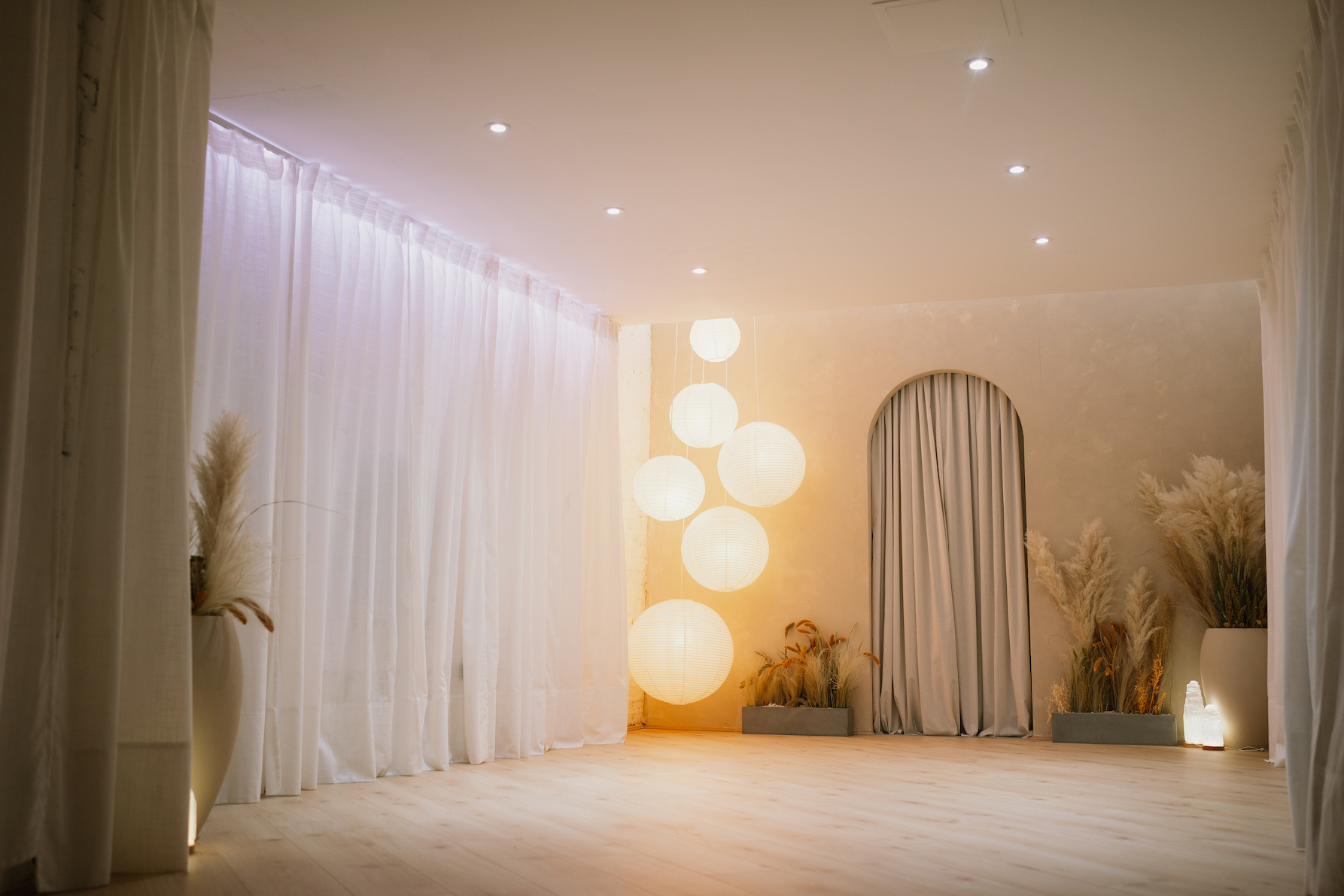 She's Lost Control Valentine Road - cy1qaeaddxs.jpg