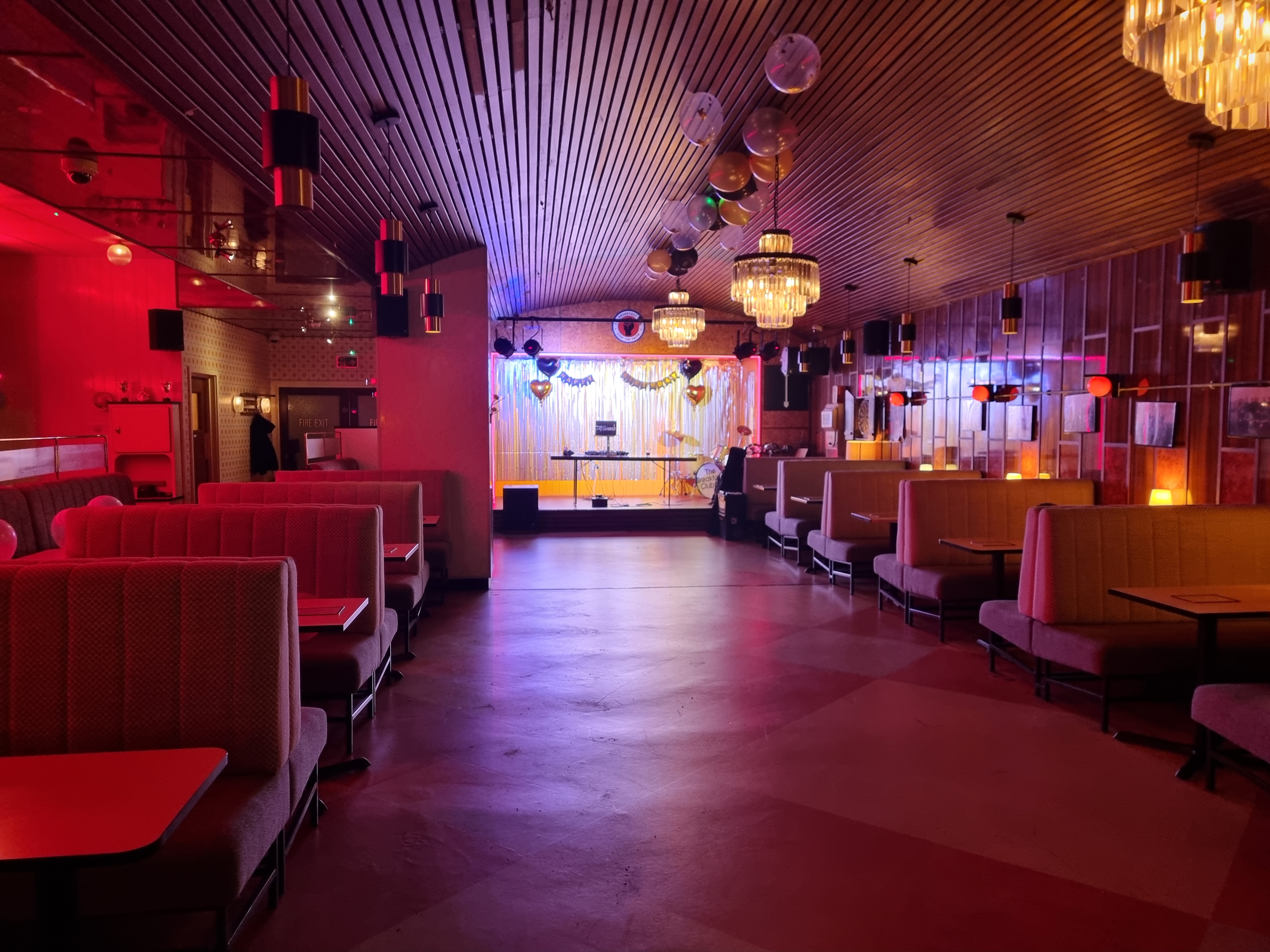 Stylish event space at The Caf, Canary Wharf, ideal for parties and networking.