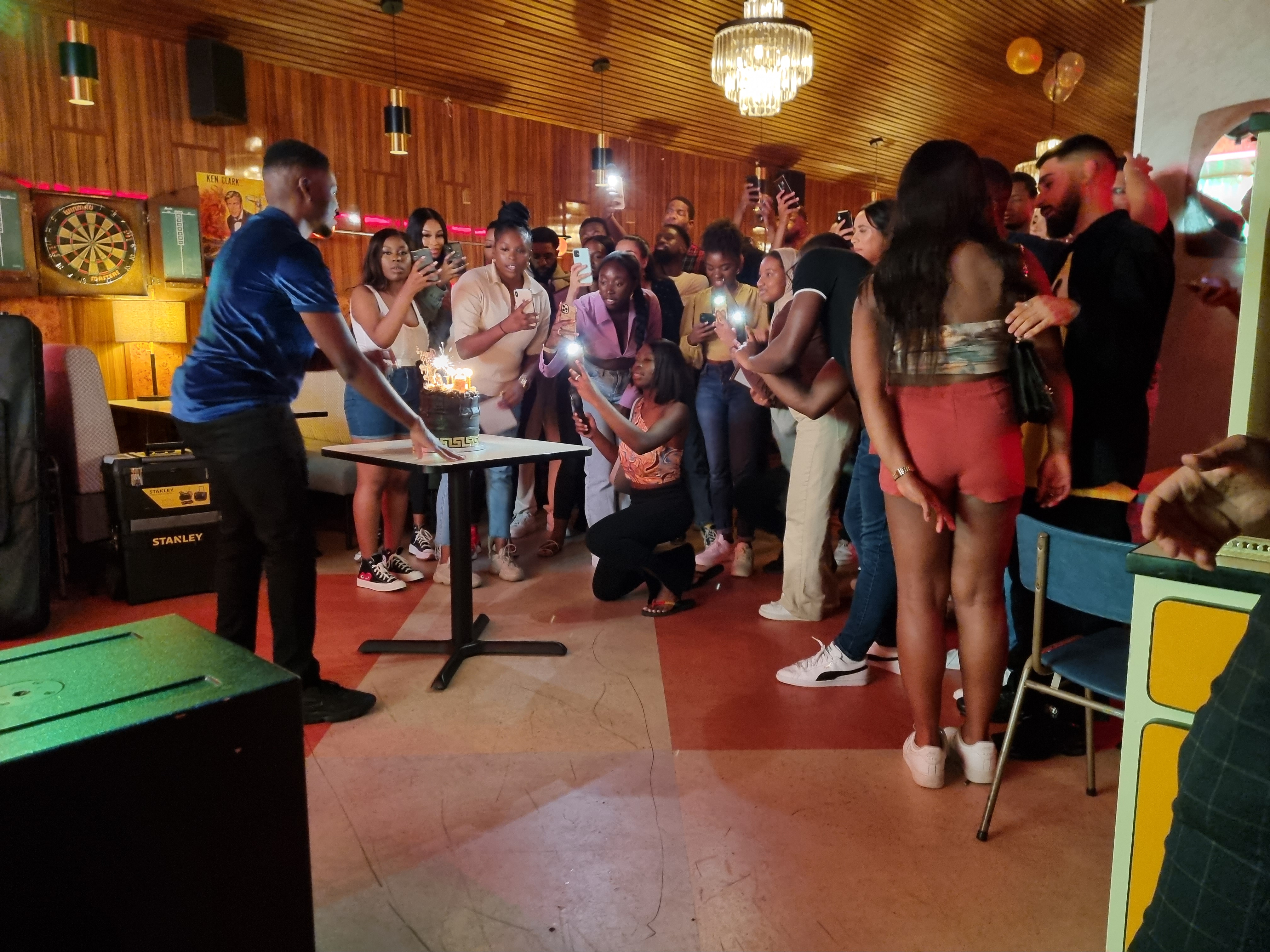 The Caf - zg0xbn4rutm.jpg