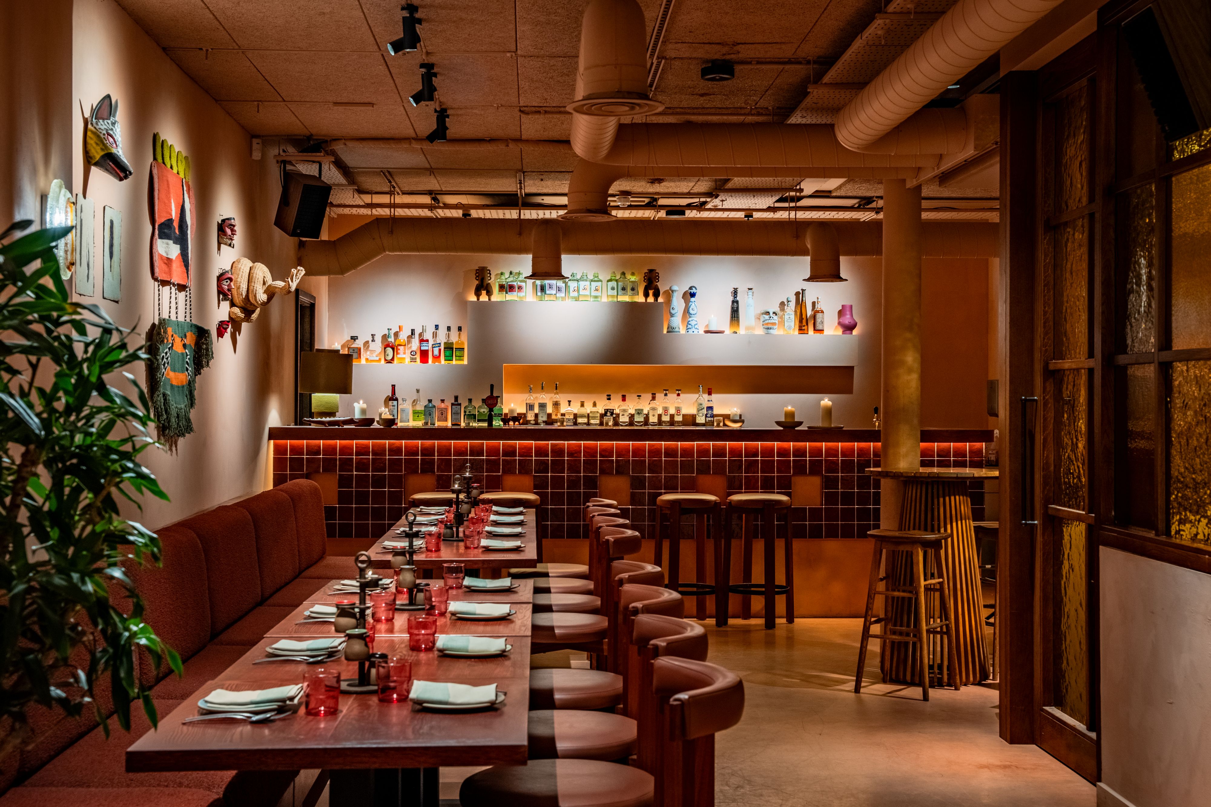 Sala Rosa Room in Fonda: vibrant dining space for intimate gatherings and cocktail receptions.