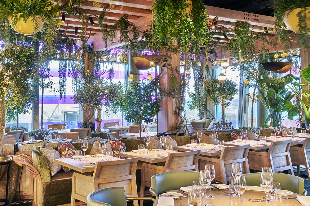 Exclusive Hire - cgjcqmbkci3.jpg