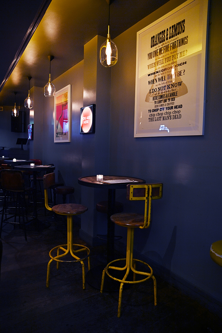 Cozy bar area in Lizard Lounge, ideal for networking events and small gatherings.