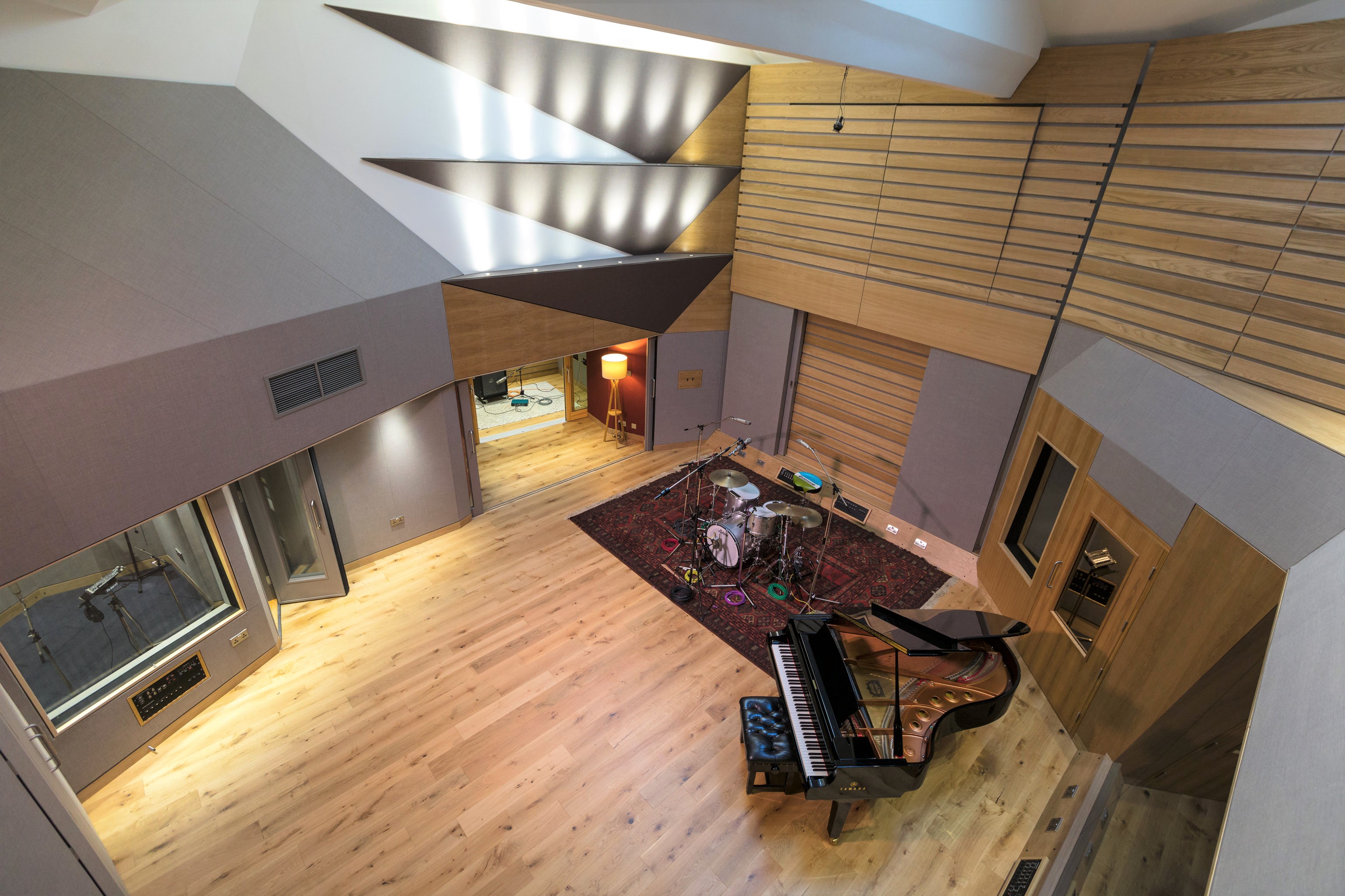 Studio Three - x42tywgqf4d.jpeg