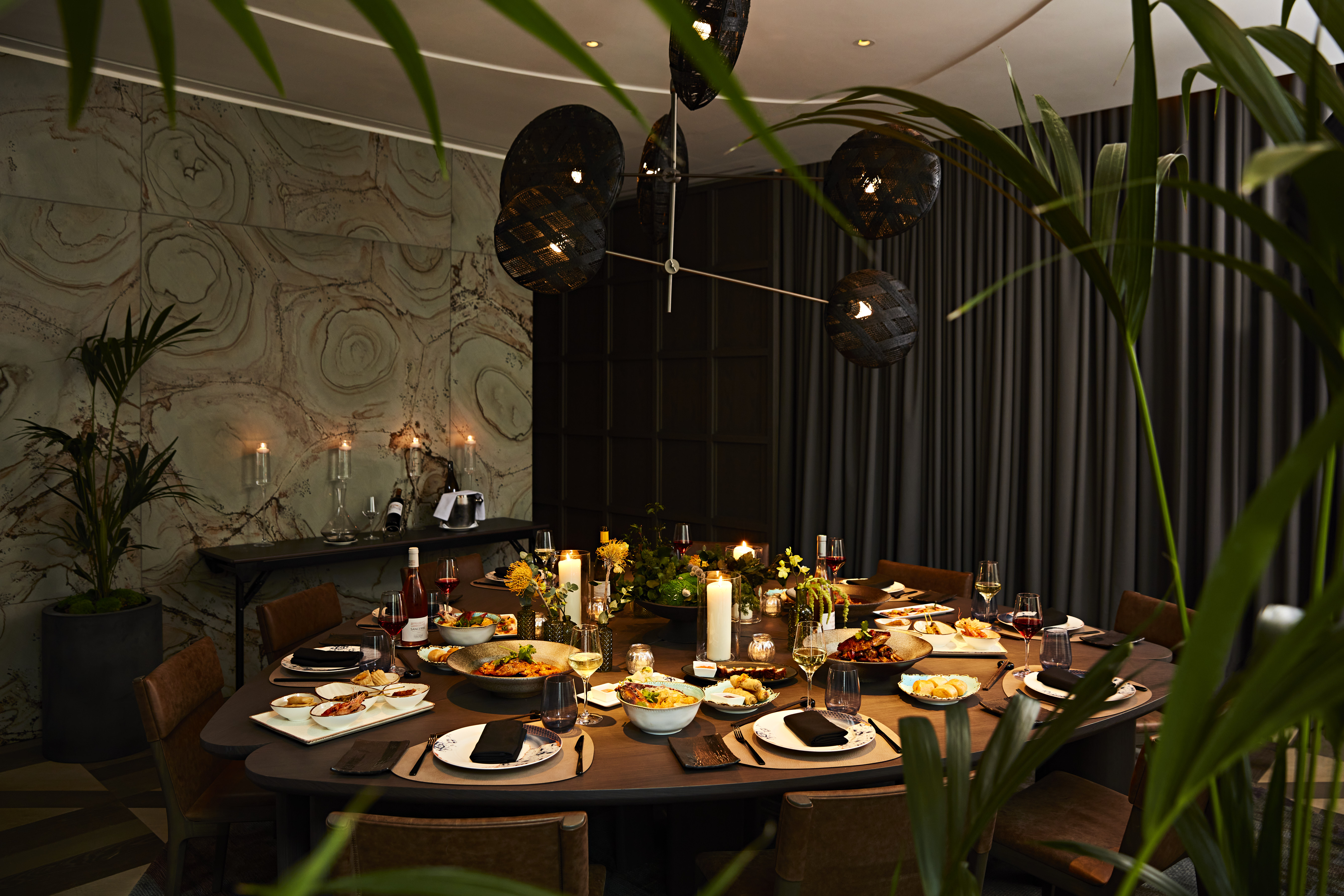 Newton - Private Dining Room - 2ztxnj3n5jm.jpg
