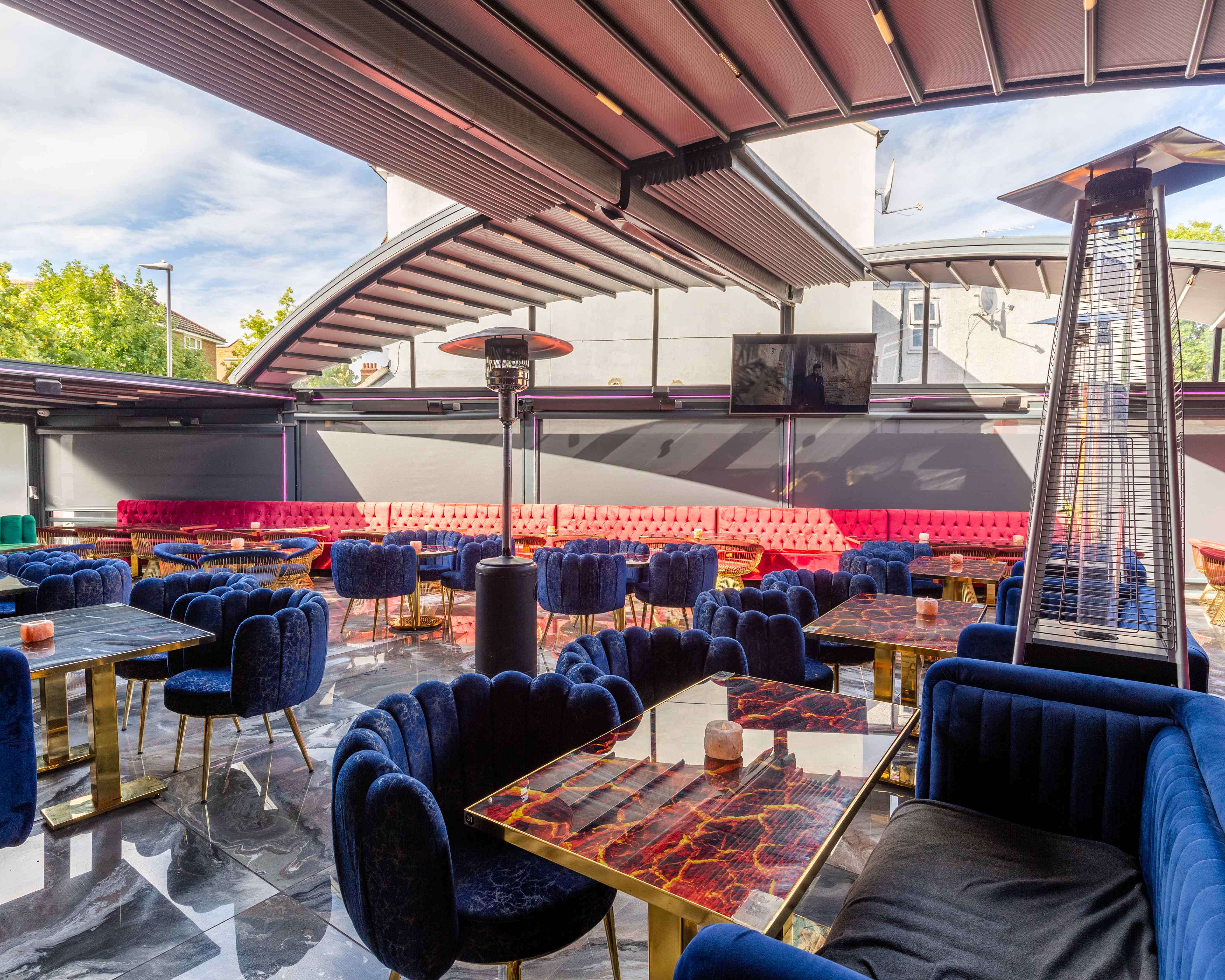 Vogue Lounge - azftwavv1ew.jpg