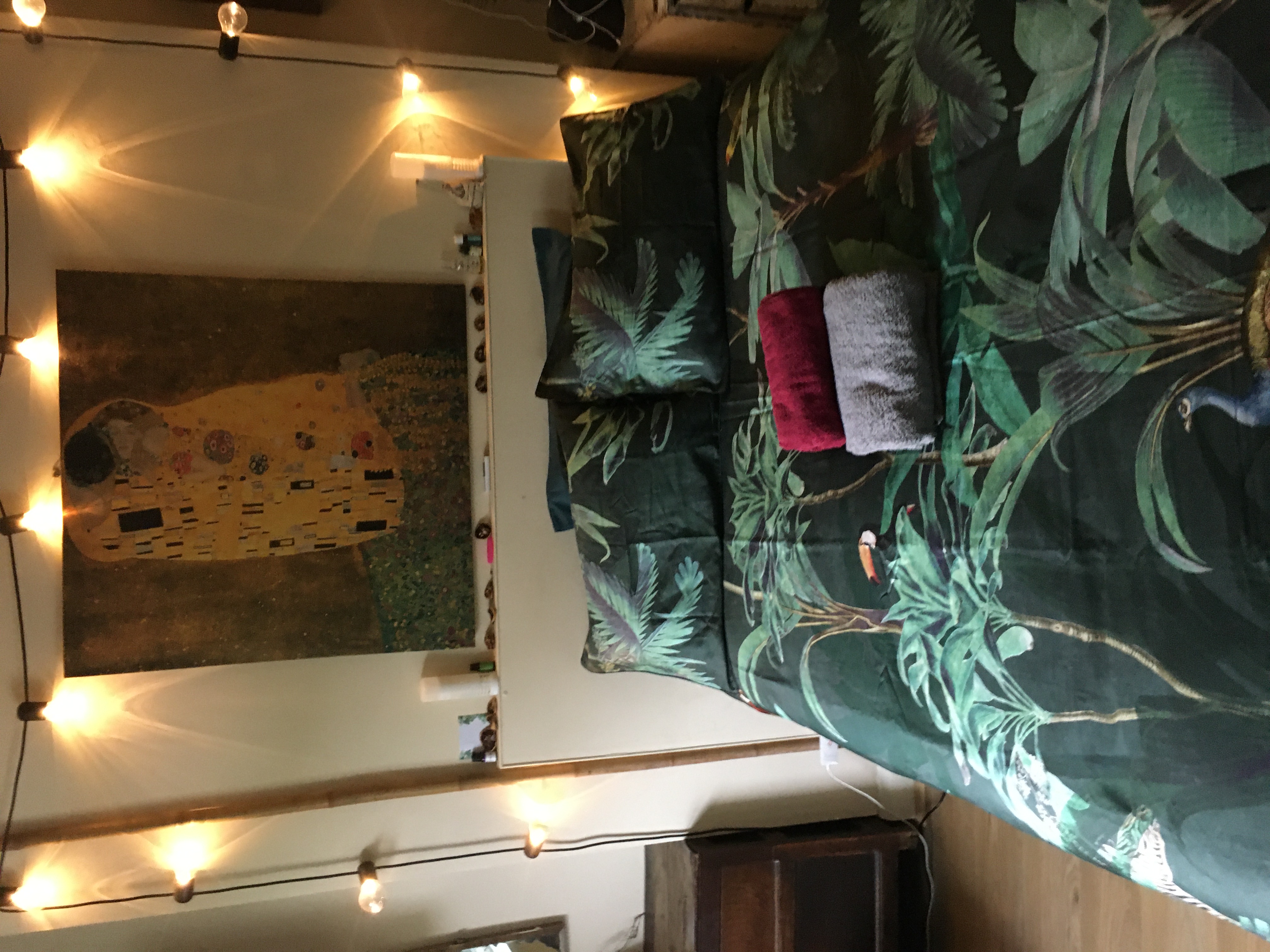 Studio flat for film shoots - ocsogkuaql3.JPG