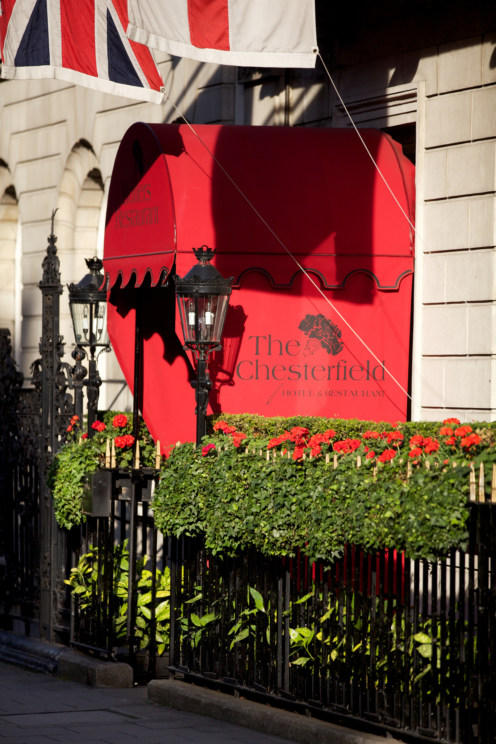 Christmas at The Chesterfield Mayfair Hotel - f5jjhawzgat.jpg