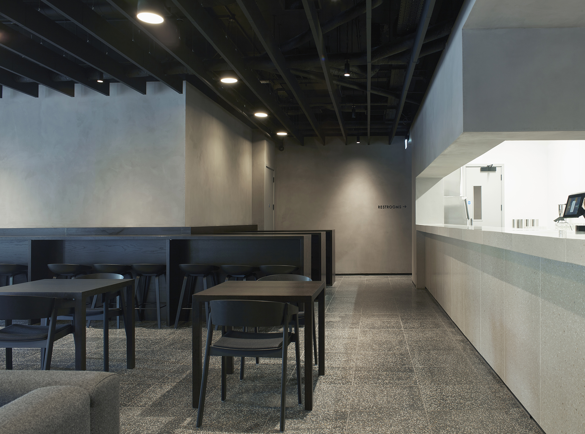 Curzon Hoxton bar: modern venue with sleek design for networking events and meetings.