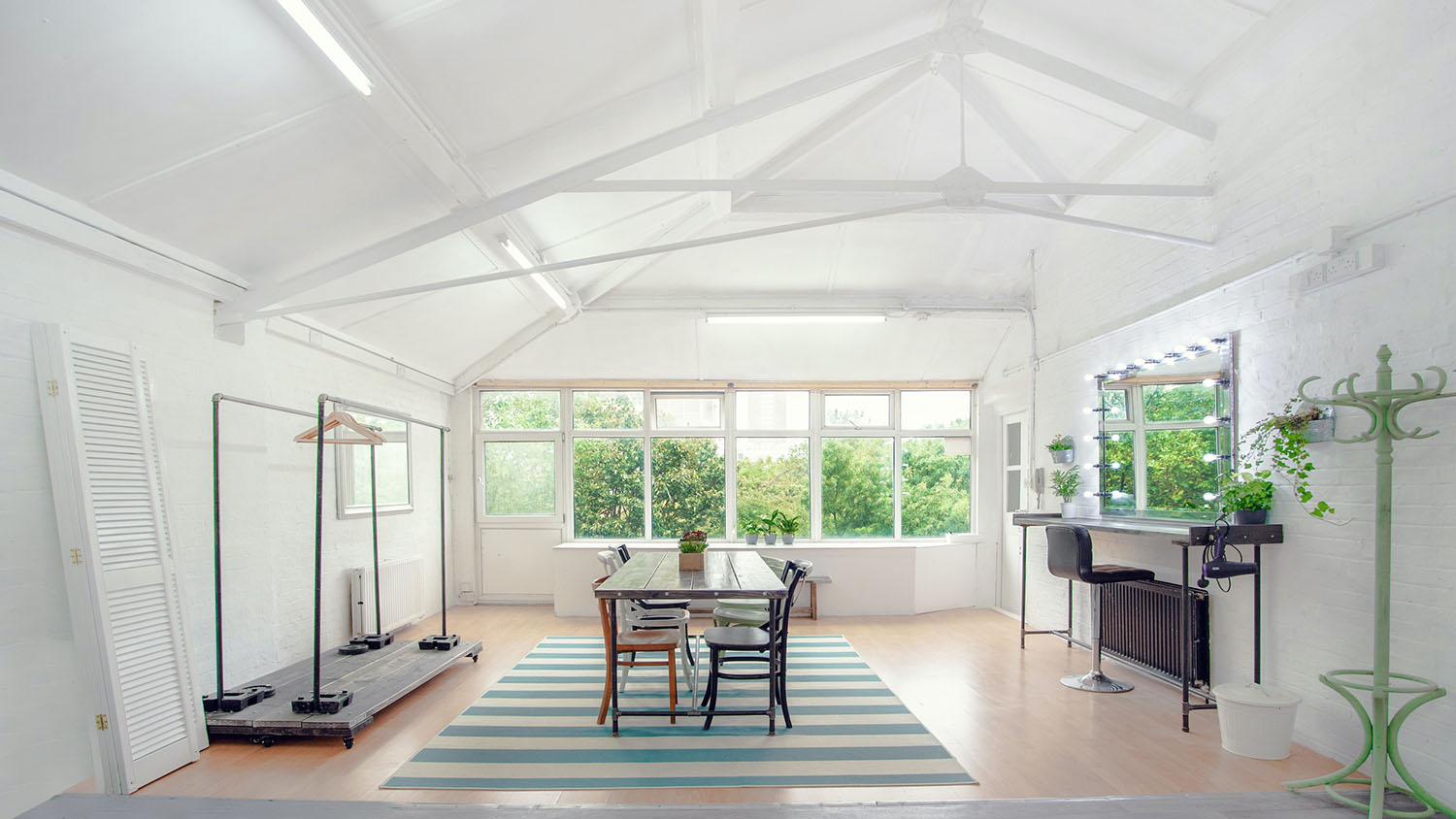 Whole venue - pnxpyql0wgg.jpeg