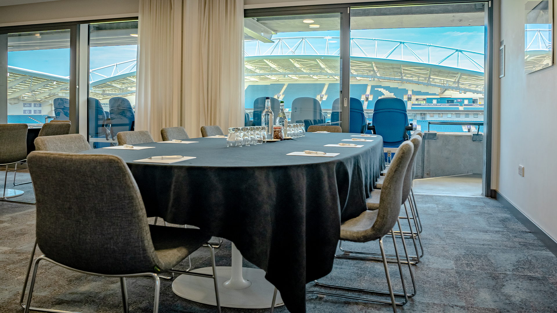 Mayo Wynne Baxter Lounge - vfeveuztjur.png