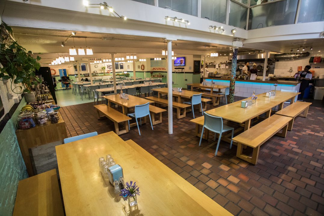 Swimming Pool Kitchen - fkomypi4s4x.jpg