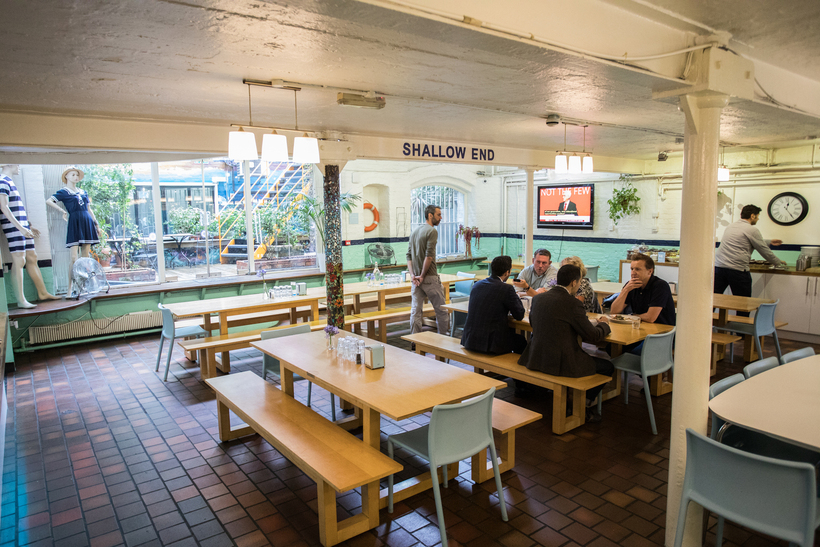 Swimming Pool Kitchen - ttlvi2st5zv.jpg