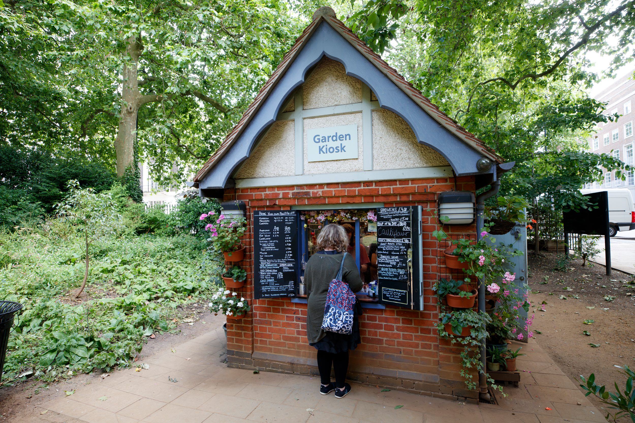 Gordon Square - on2mwkpmzdq.jpg