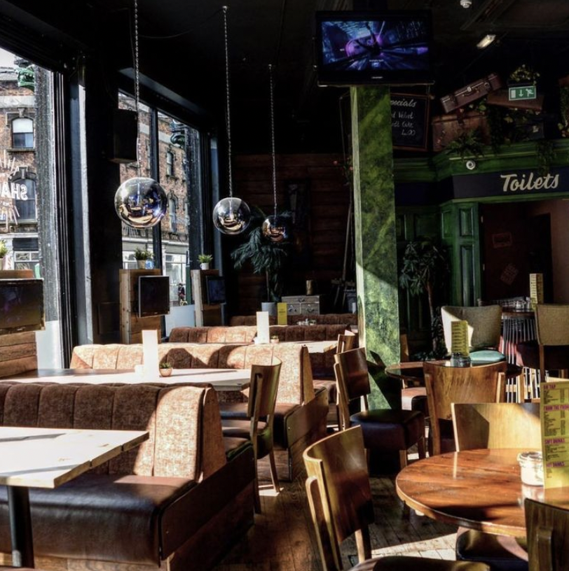 Vibrant Main Bar at The Shack NQ, ideal for casual meetings and social events.