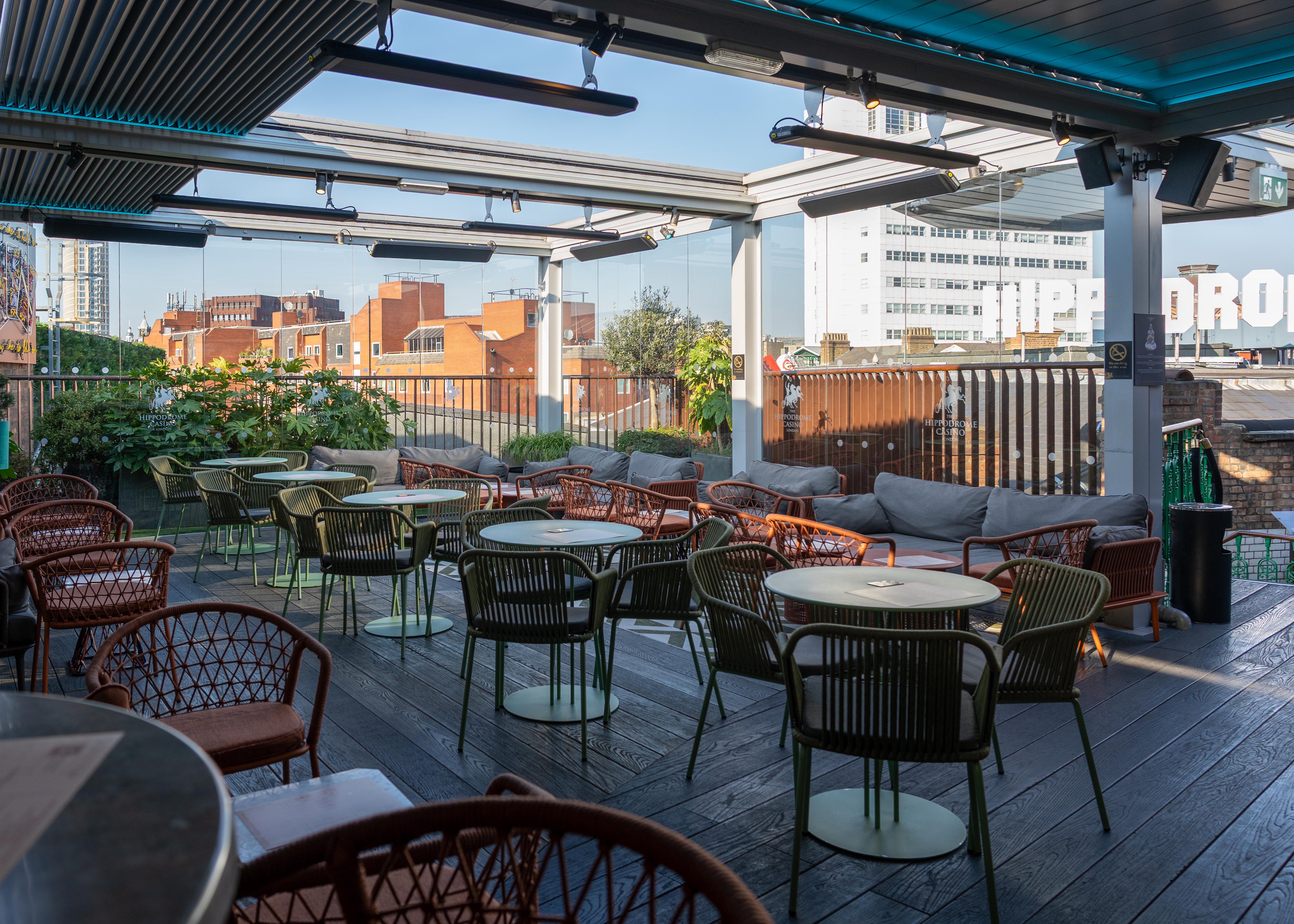 The Rooftop Bar - 2c519351-a5b1-4f15-a03e-d50083d7f13b.jpg