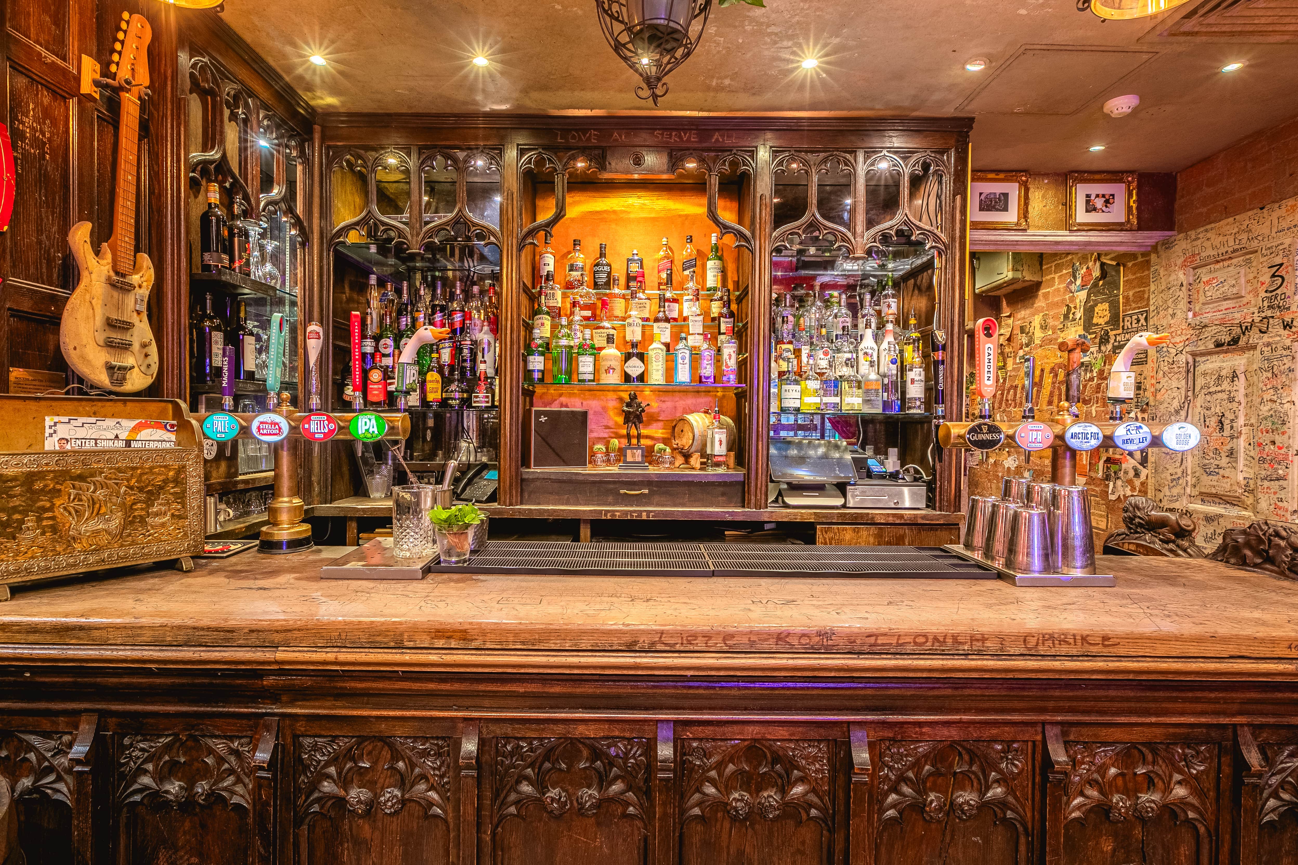 Back Room Bar  - bkcmqvon04h.jpg