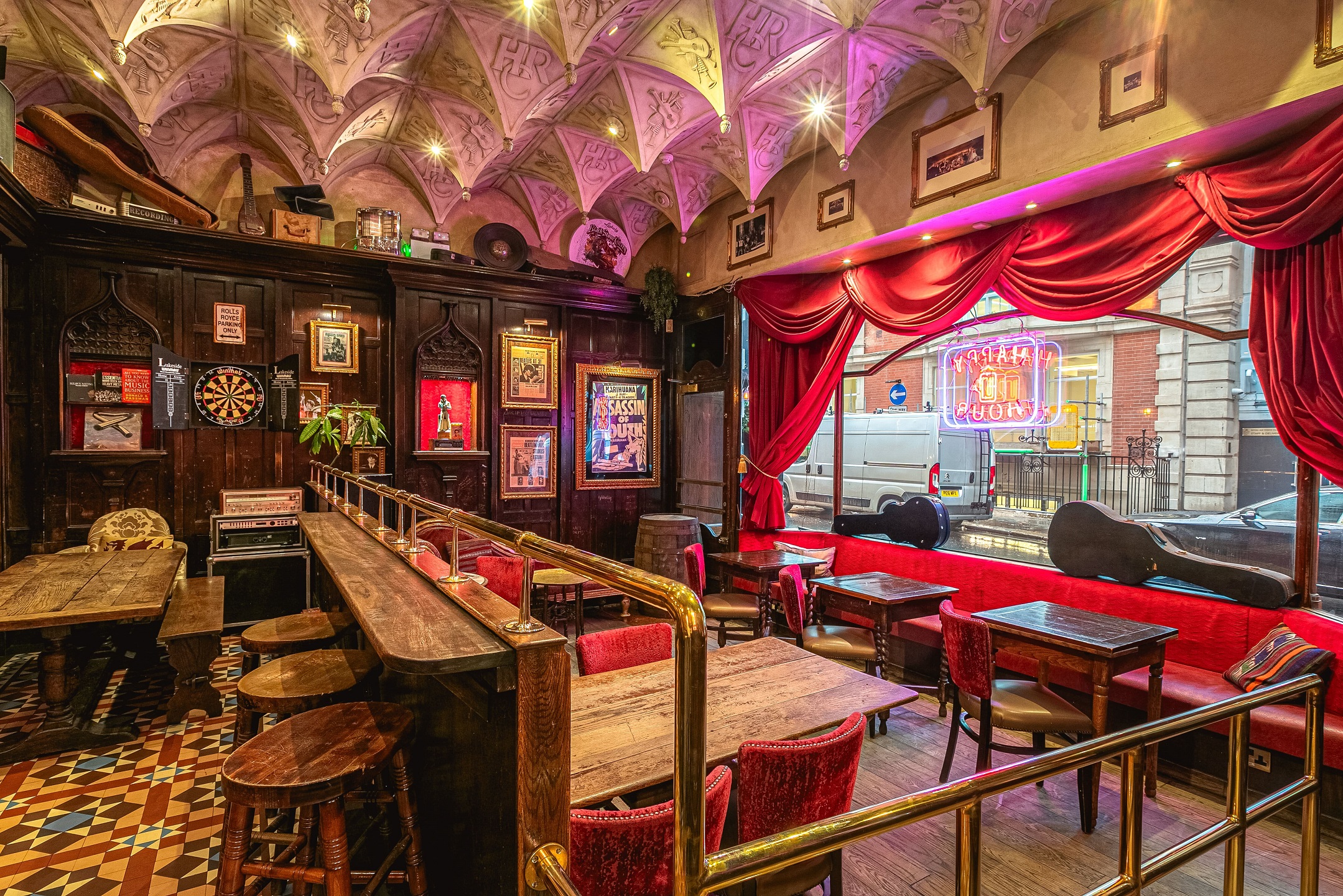 Back Room Bar  - uxhncpgtwjl.jpg