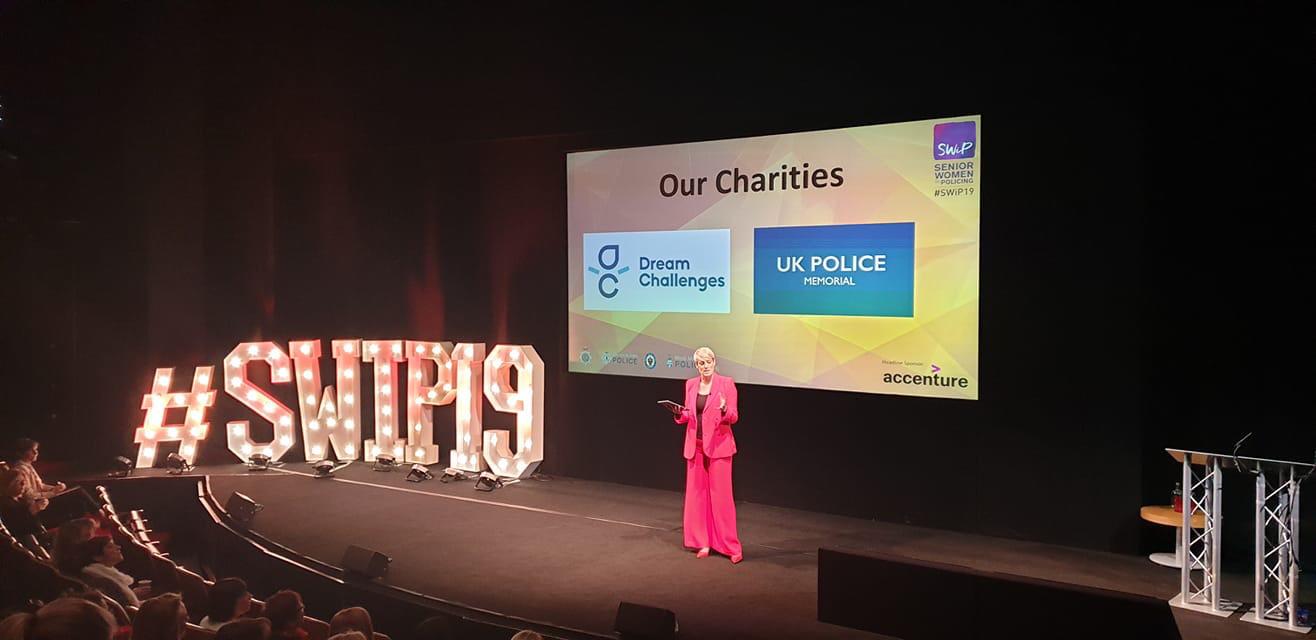 The House - 1dc2oaomgoy.JPG