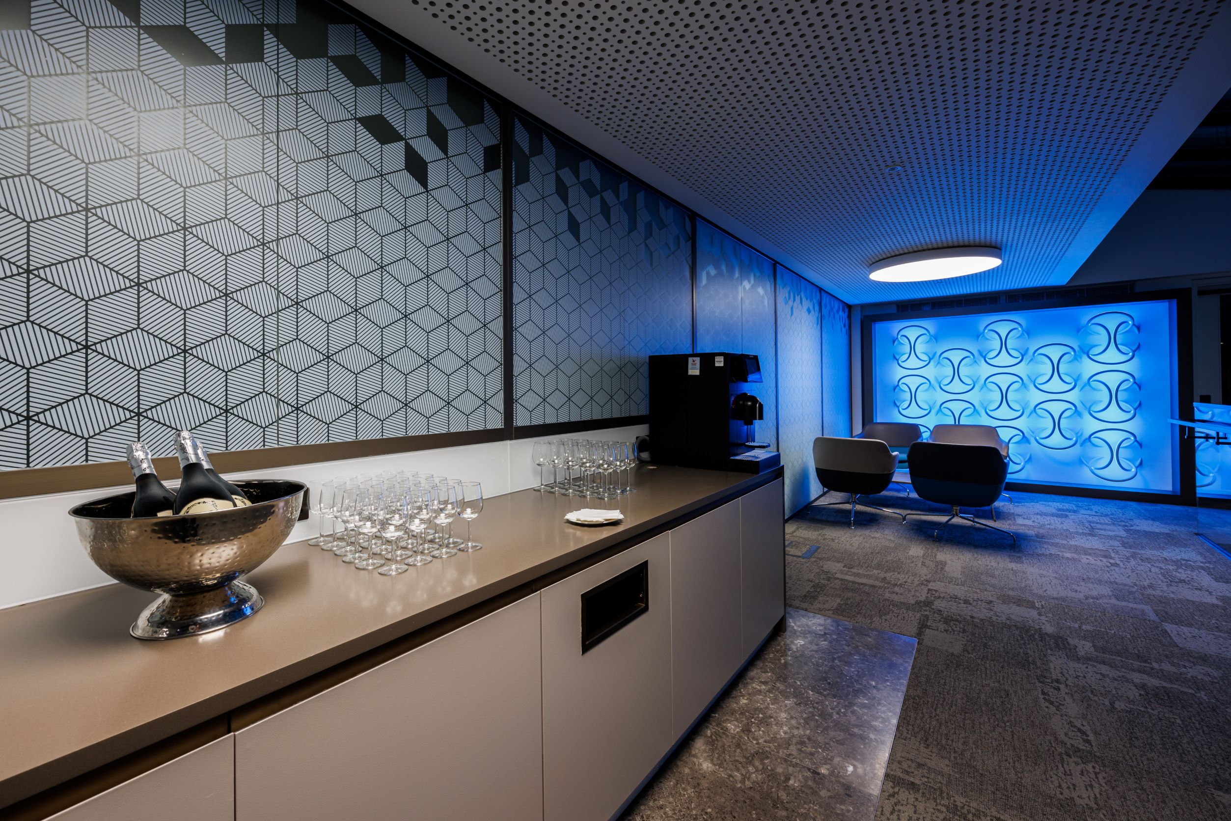 Auditorium and Lounge - d4cvq1la3gs.jpg