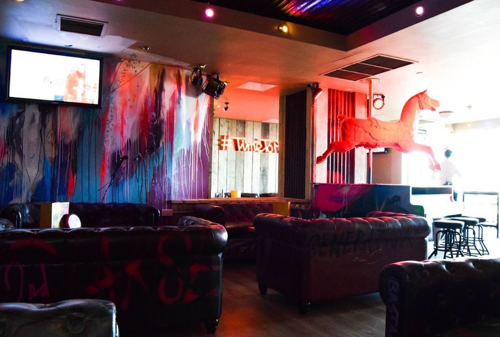 Steinbeck and Shaw - dnbm4dgr01v.jpg