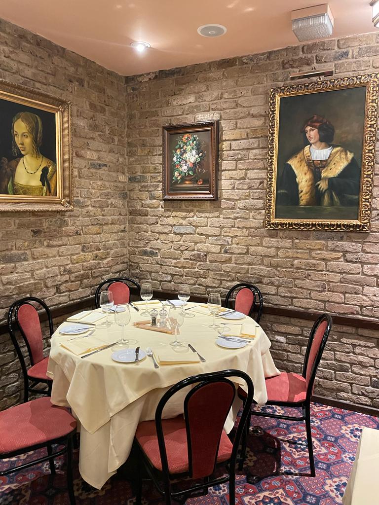 Christmas @ Bolton's - 5rkh2ks3vab.jpg