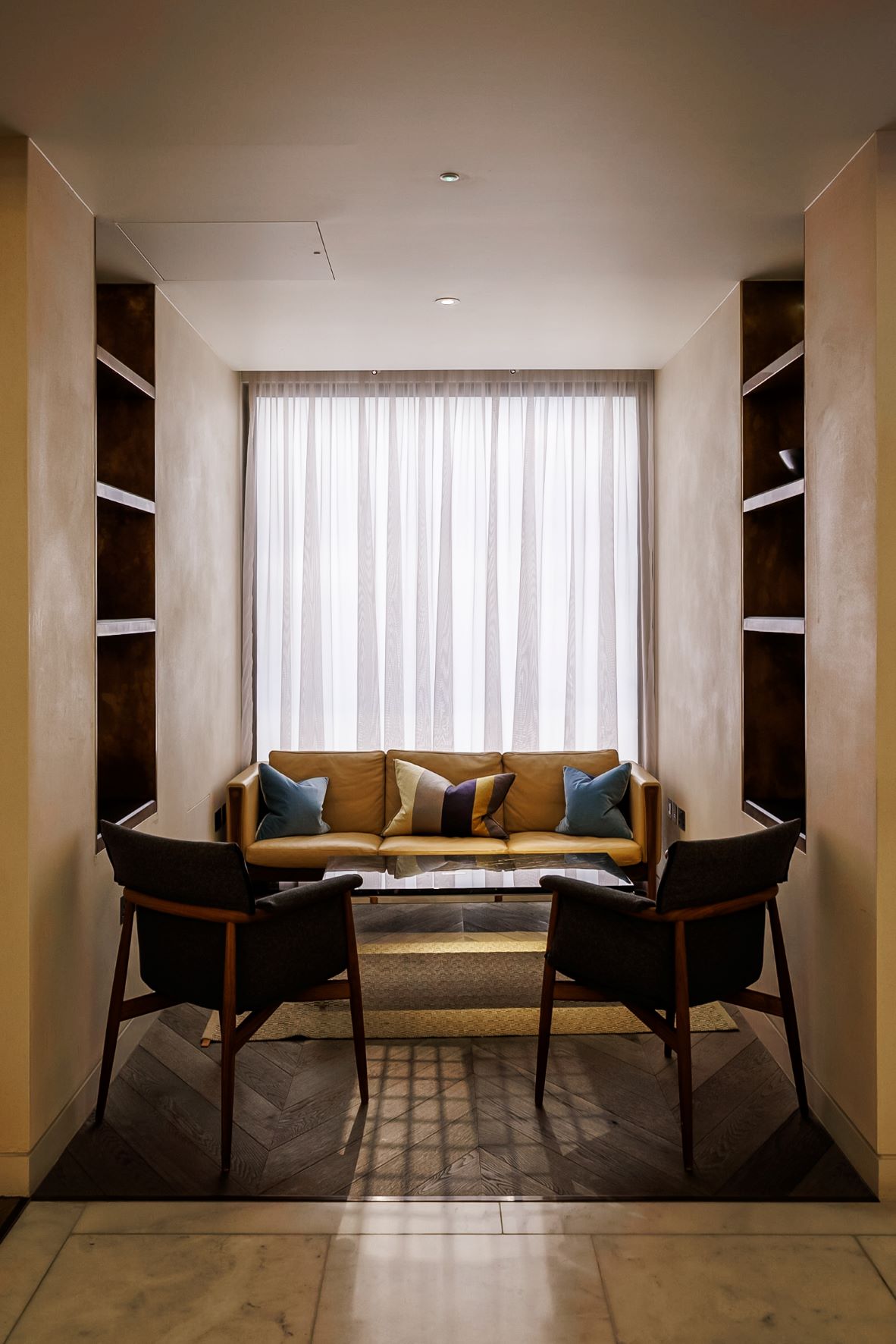 Stylish lounge at One Moorgate Place, ideal for networking and informal meetings.