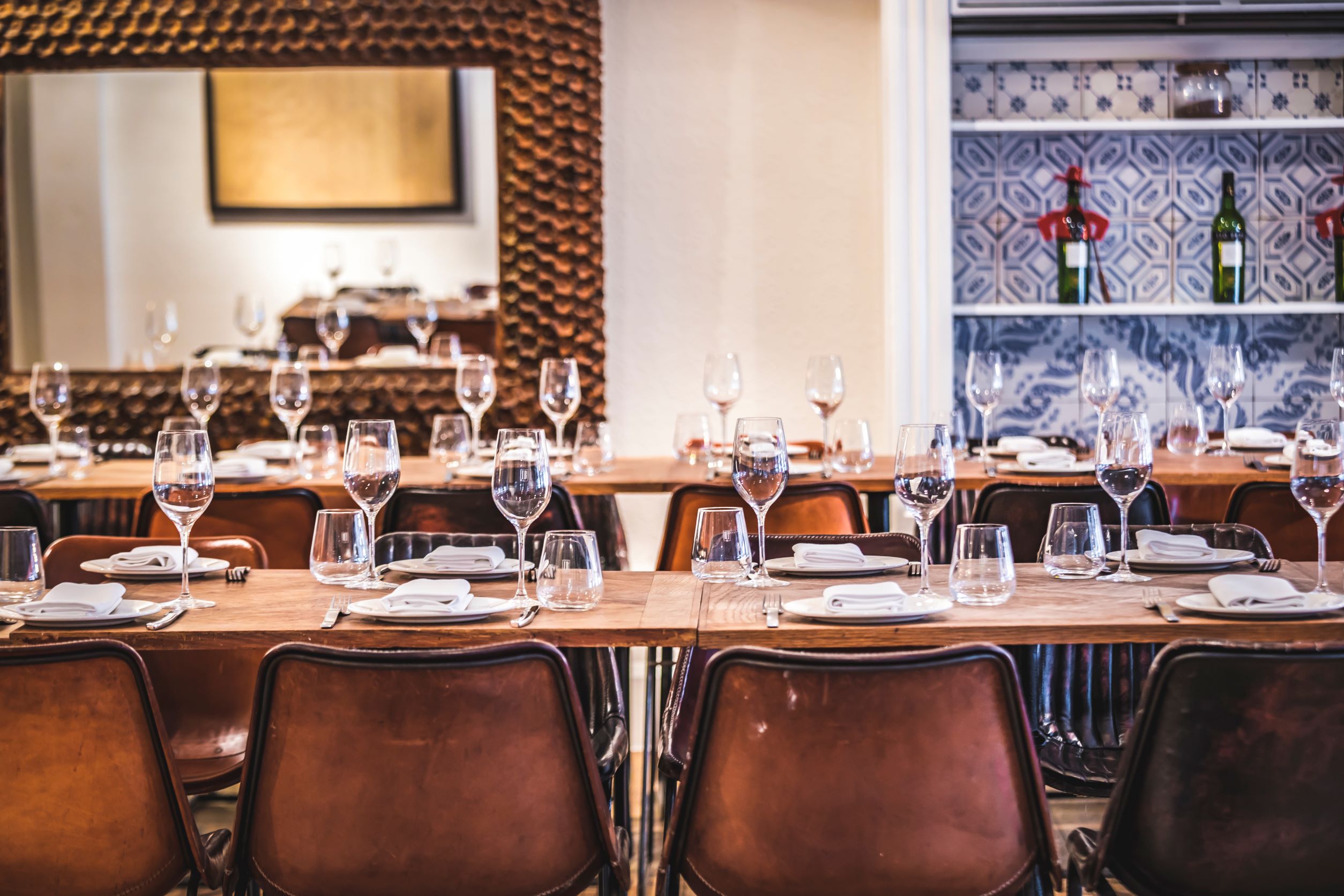 Elegant dining room Caleya in Ibérica Marylebone, perfect for intimate gatherings and corporate dinners.