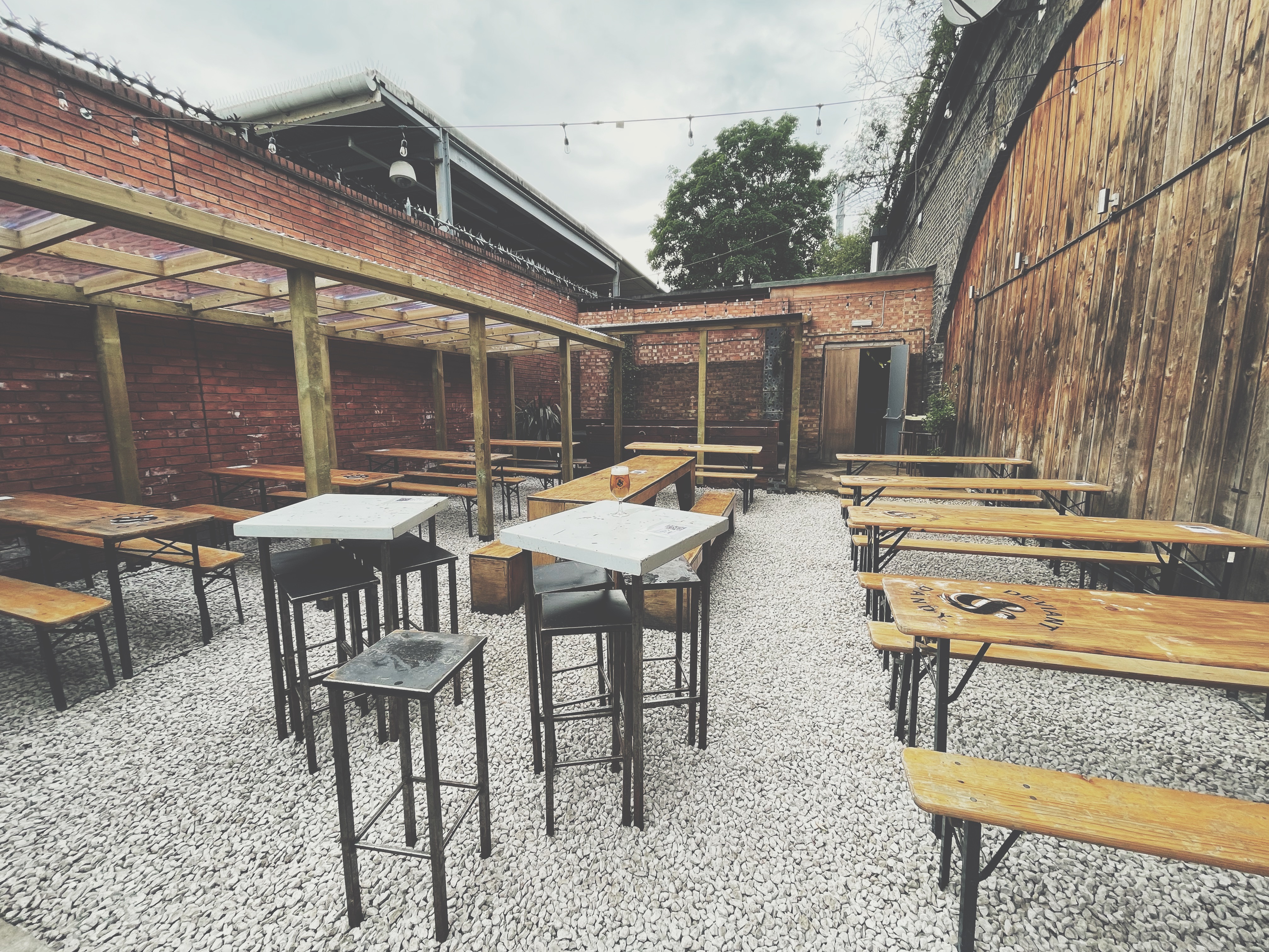 Taproom  - clh0kpsder2.jpeg