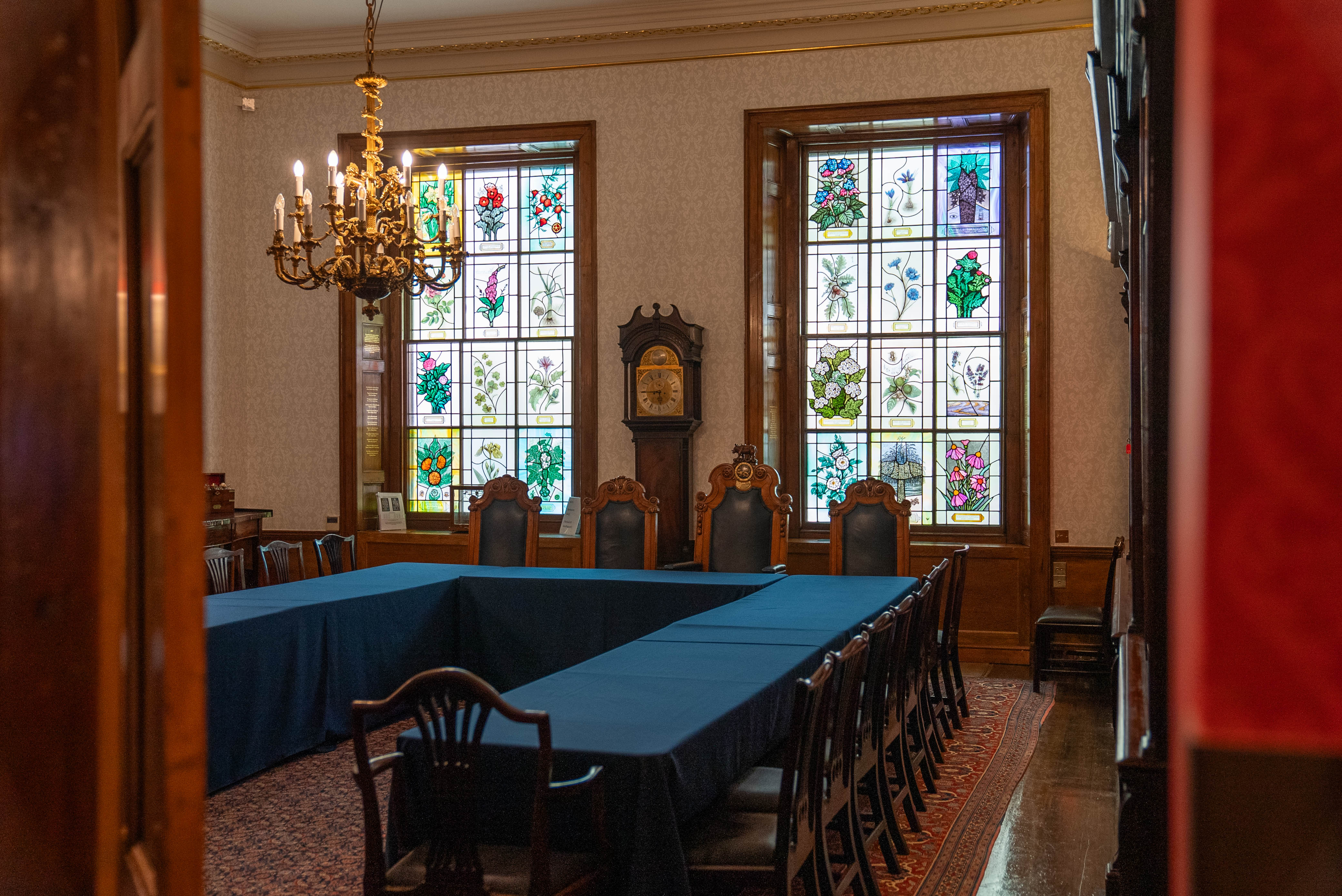 Parlour - c3k2jved14u.jpg