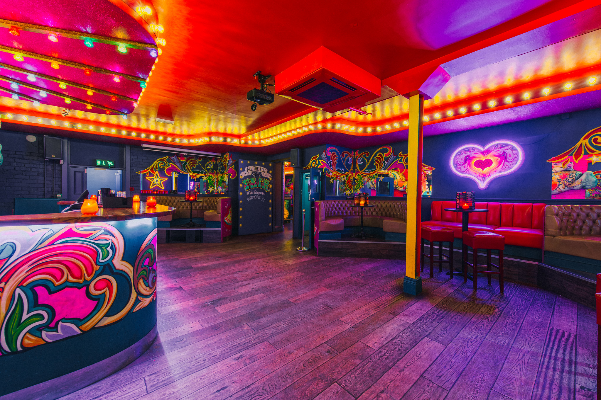 Fairground 1 - bgbinyitztg.jpg