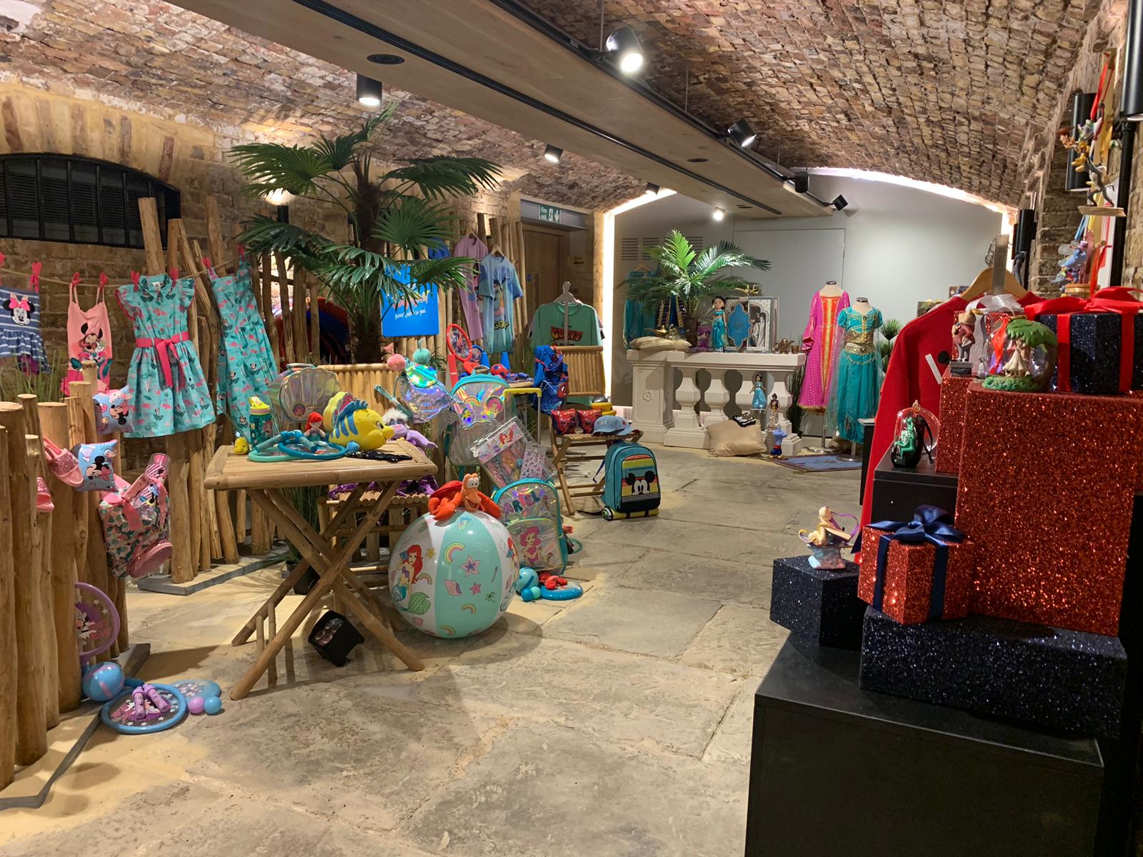 London Bridge Arches in Glaziers Hall, vibrant retail space for themed events and pop-up shops.