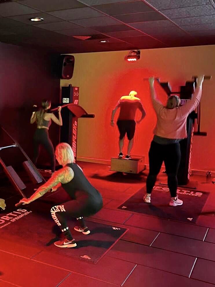 Gym - ikqa5xtis1q.jpeg