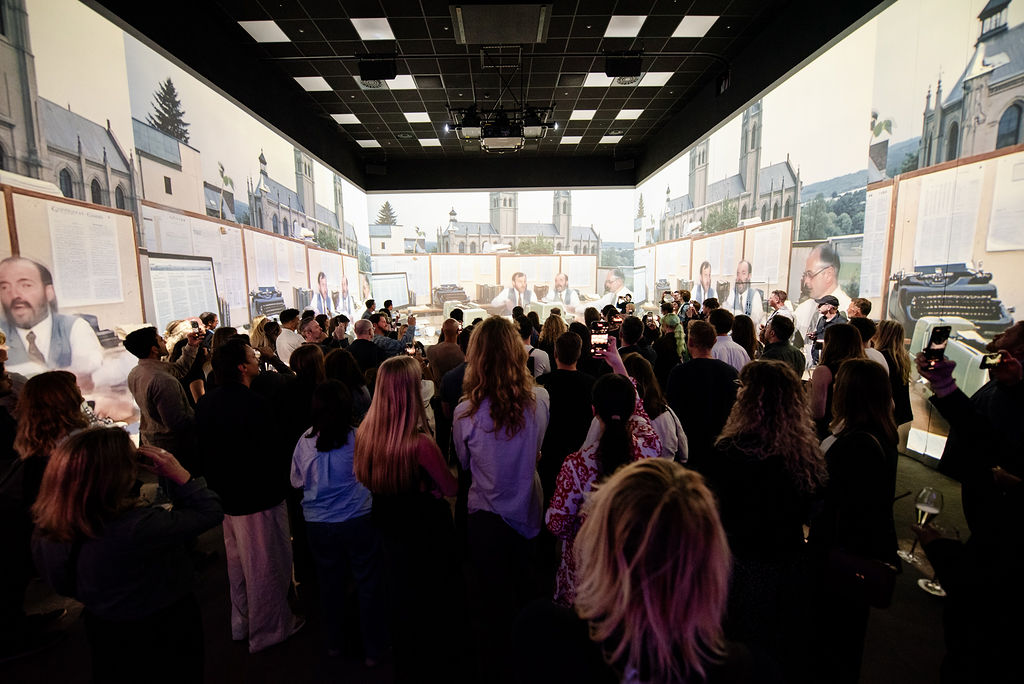 Blank Canvas - 4dfb5eea-fc5c-4b3e-8f74-b6c767e6b853.jpg