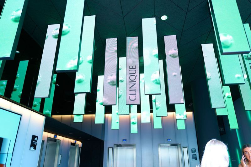 Exclusive Hire - ey42b0nxomo.jpeg