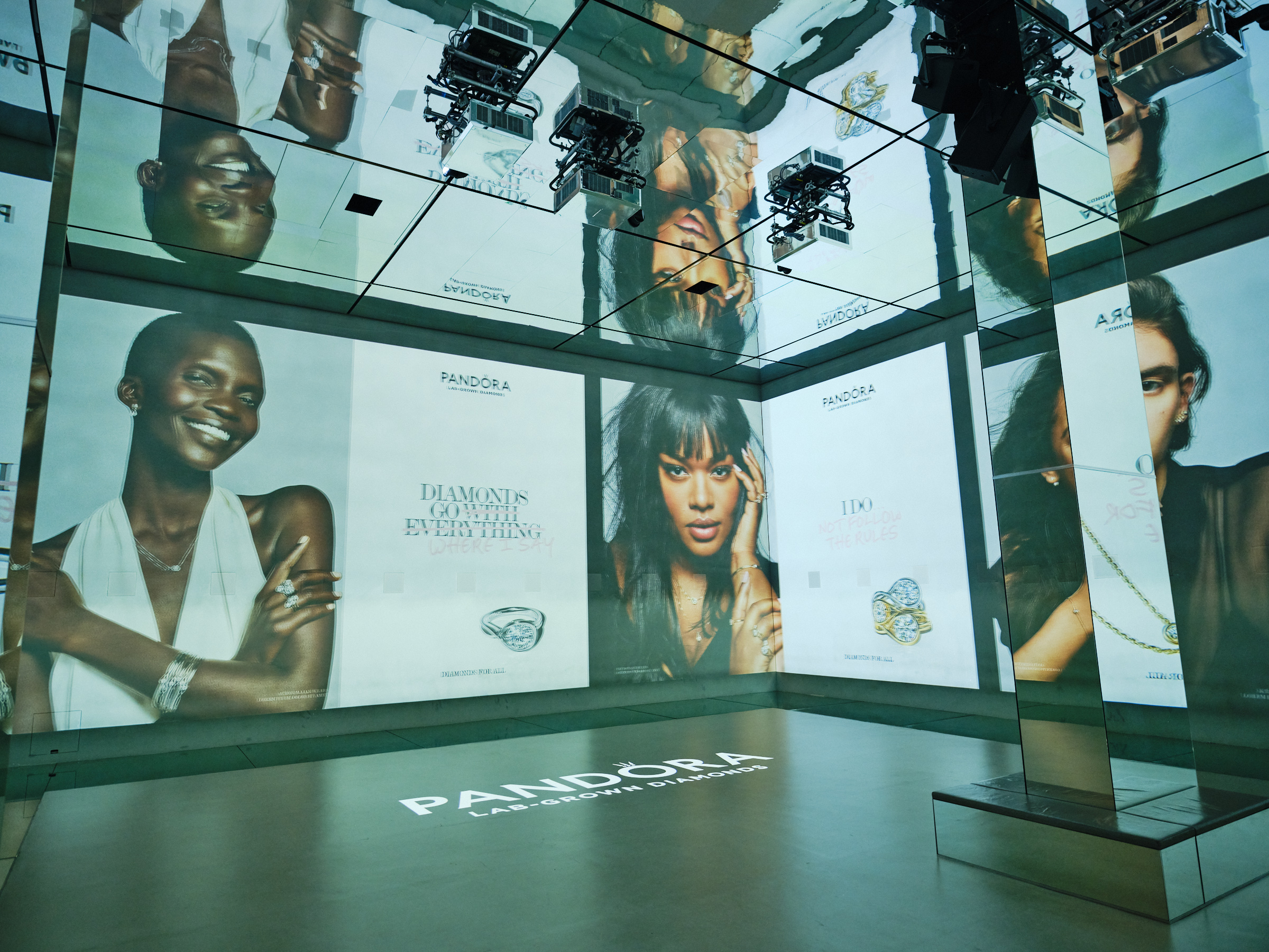 Exclusive Hire - jywksb2lwhz.JPG