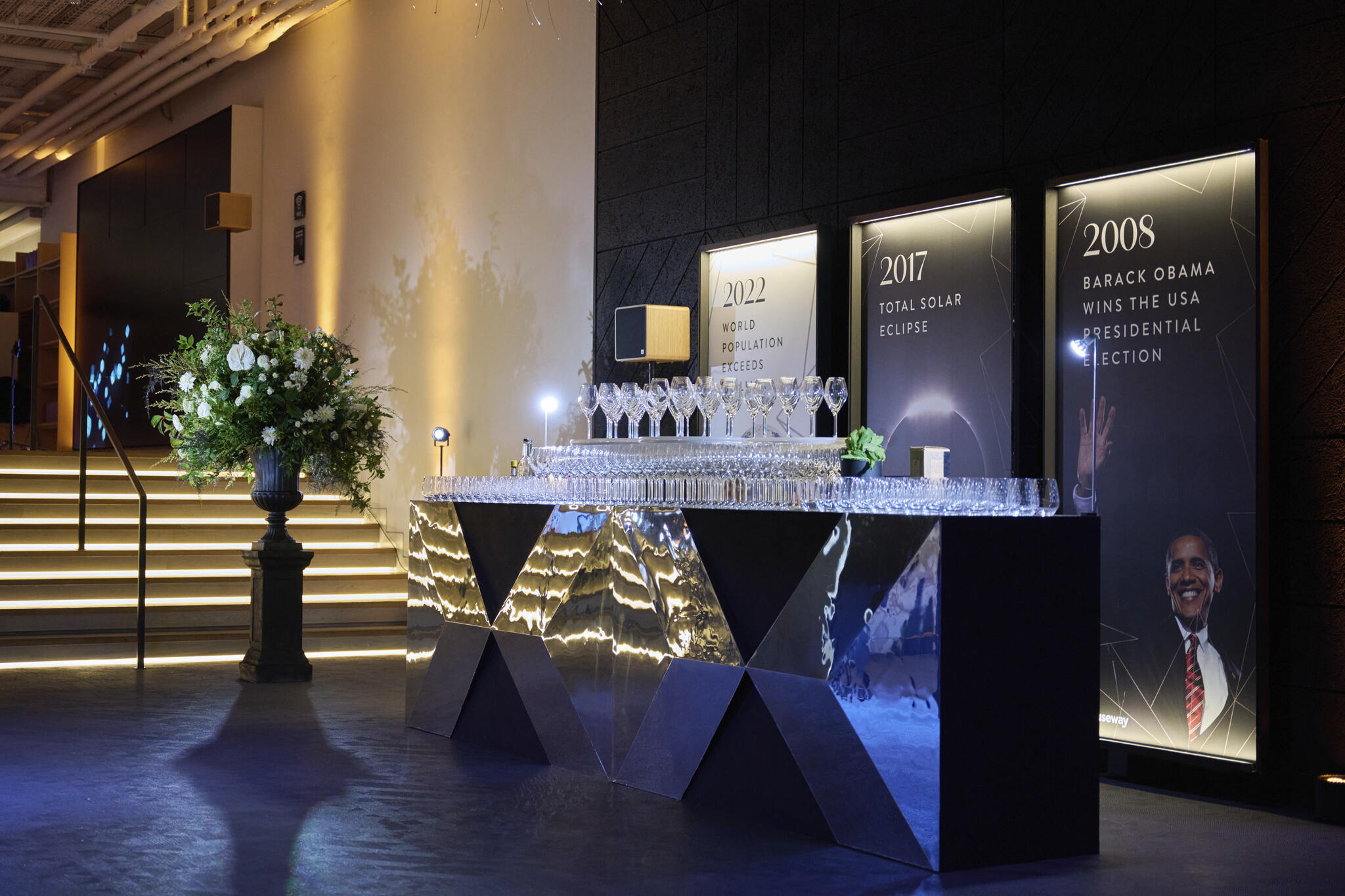 Exclusive Hire - trhjyftu2xd.jpg