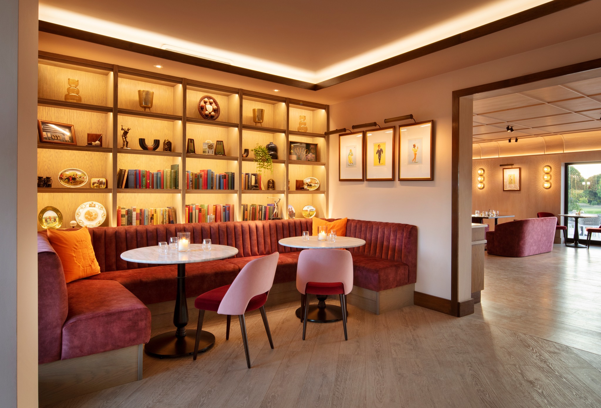 Stylish meeting space at Hamptworth Golf Club, ideal for gatherings and breakout sessions.