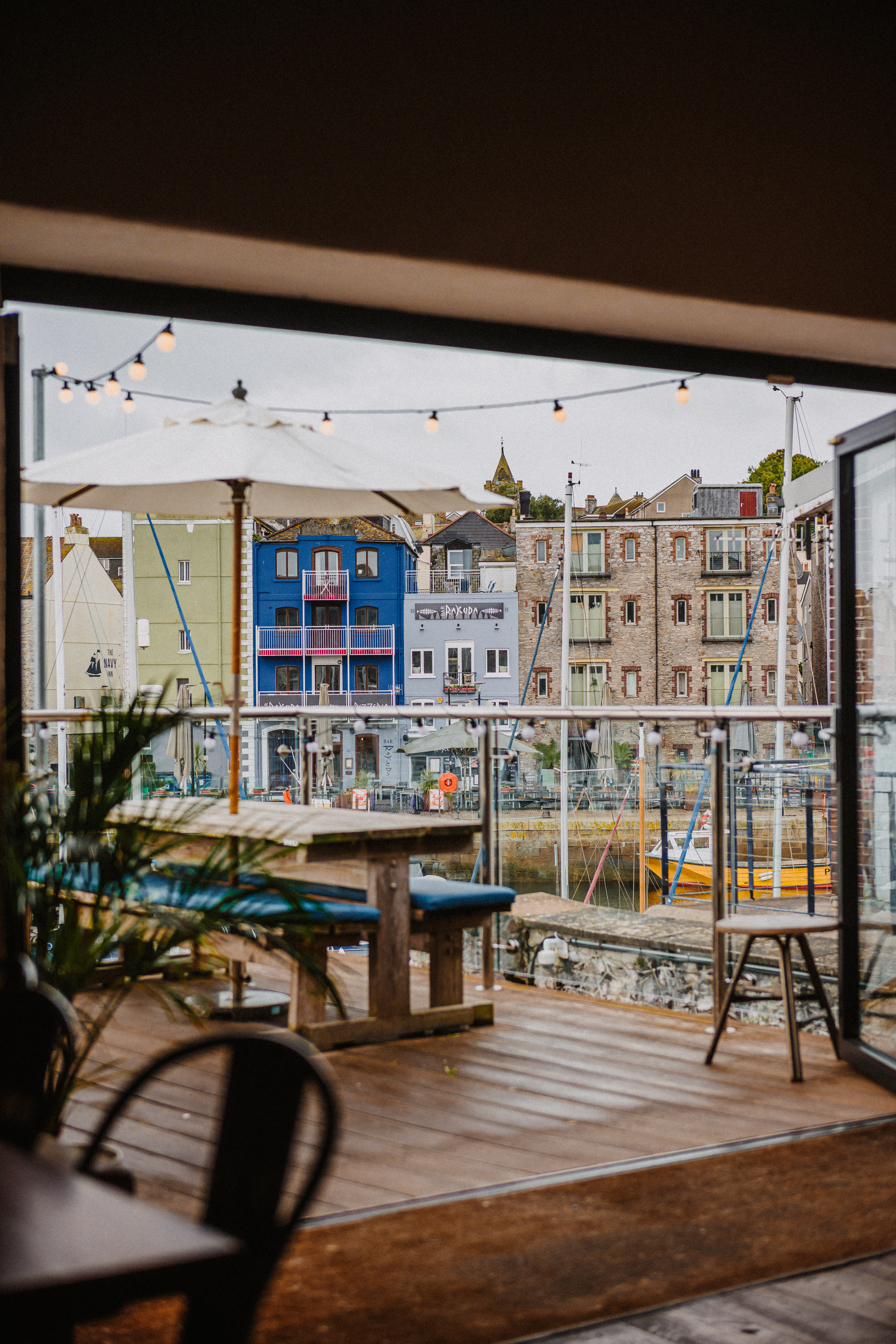 Top Deck  - d4gg13m0bbs.jpg