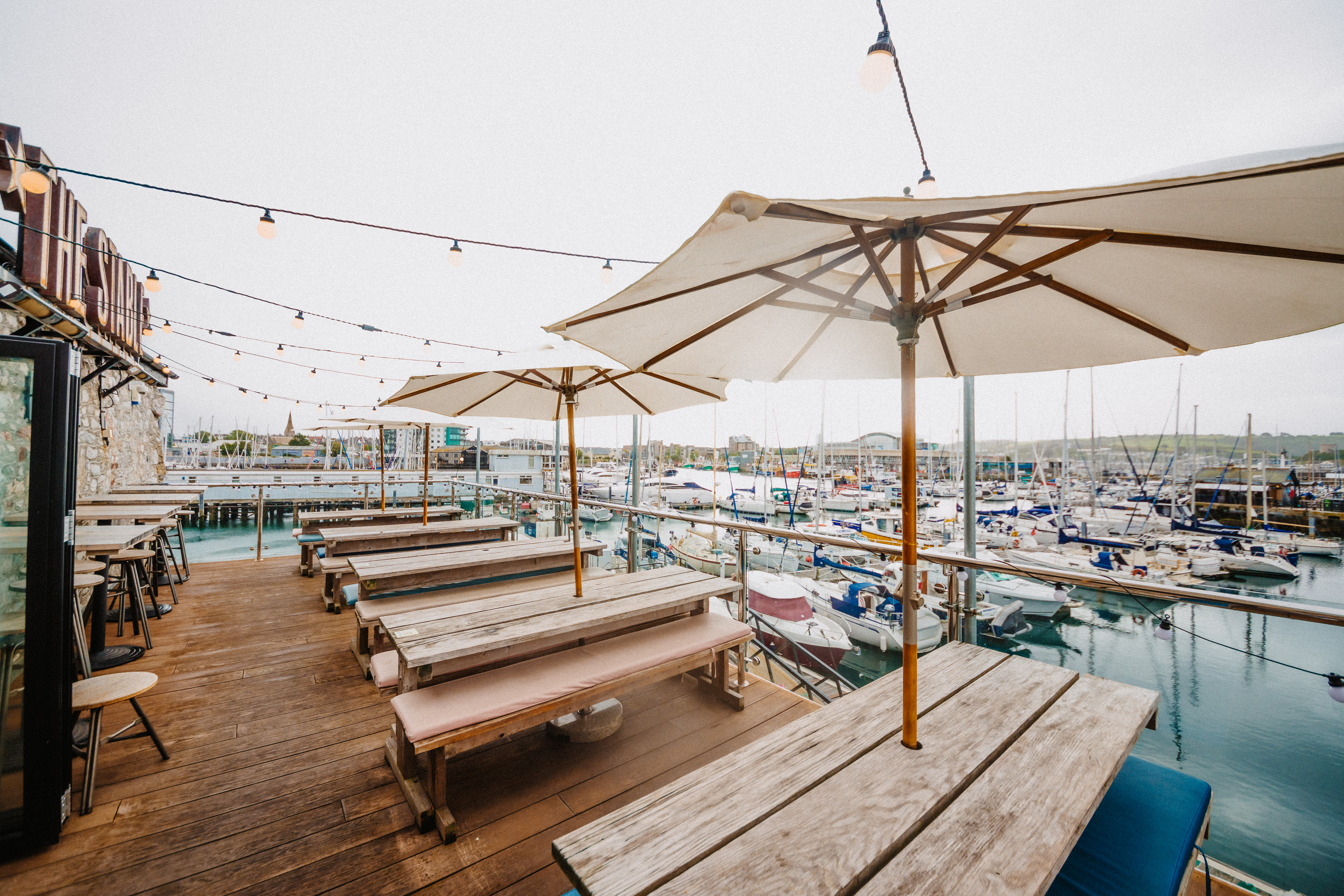 Top Deck - zla0zchvamv.jpg