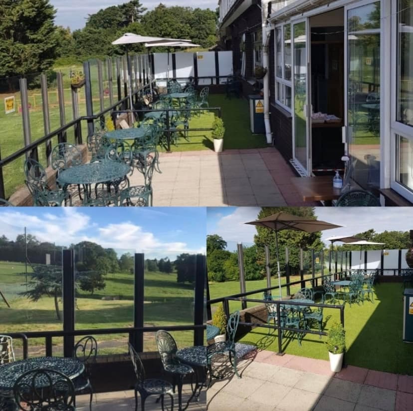 Outdoor event space at Par 3 Lounge with elegant seating and scenic views.