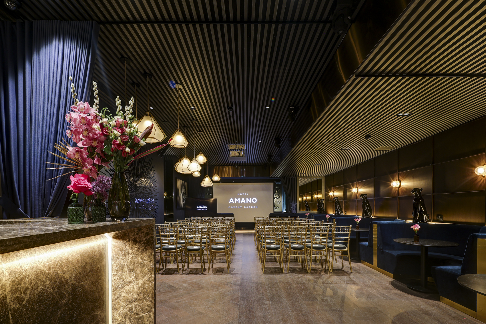 The Onyx Room - d2133ef4-d8cf-48d3-b2ed-7f71851a0a1c.jpg