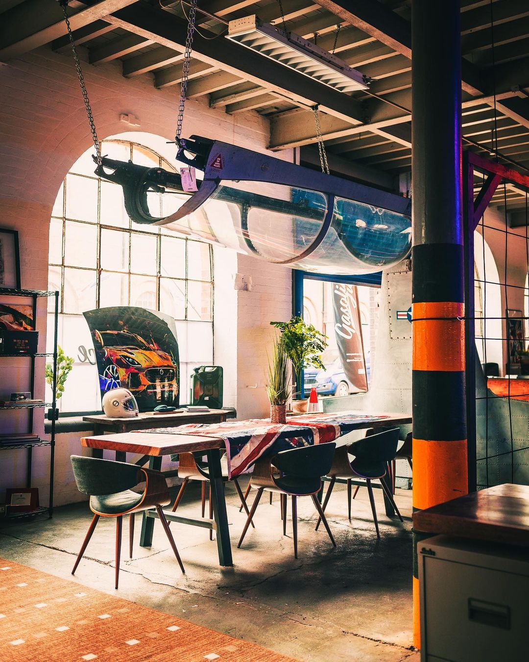 Vibrant industrial event space with unique decor for creative meetings and gatherings.