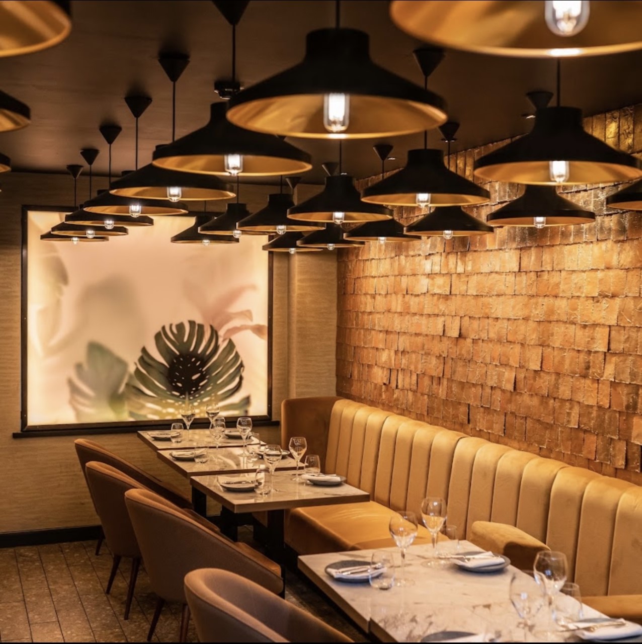 Sophisticated dining space in Farzi London, ideal for networking dinners and corporate events.