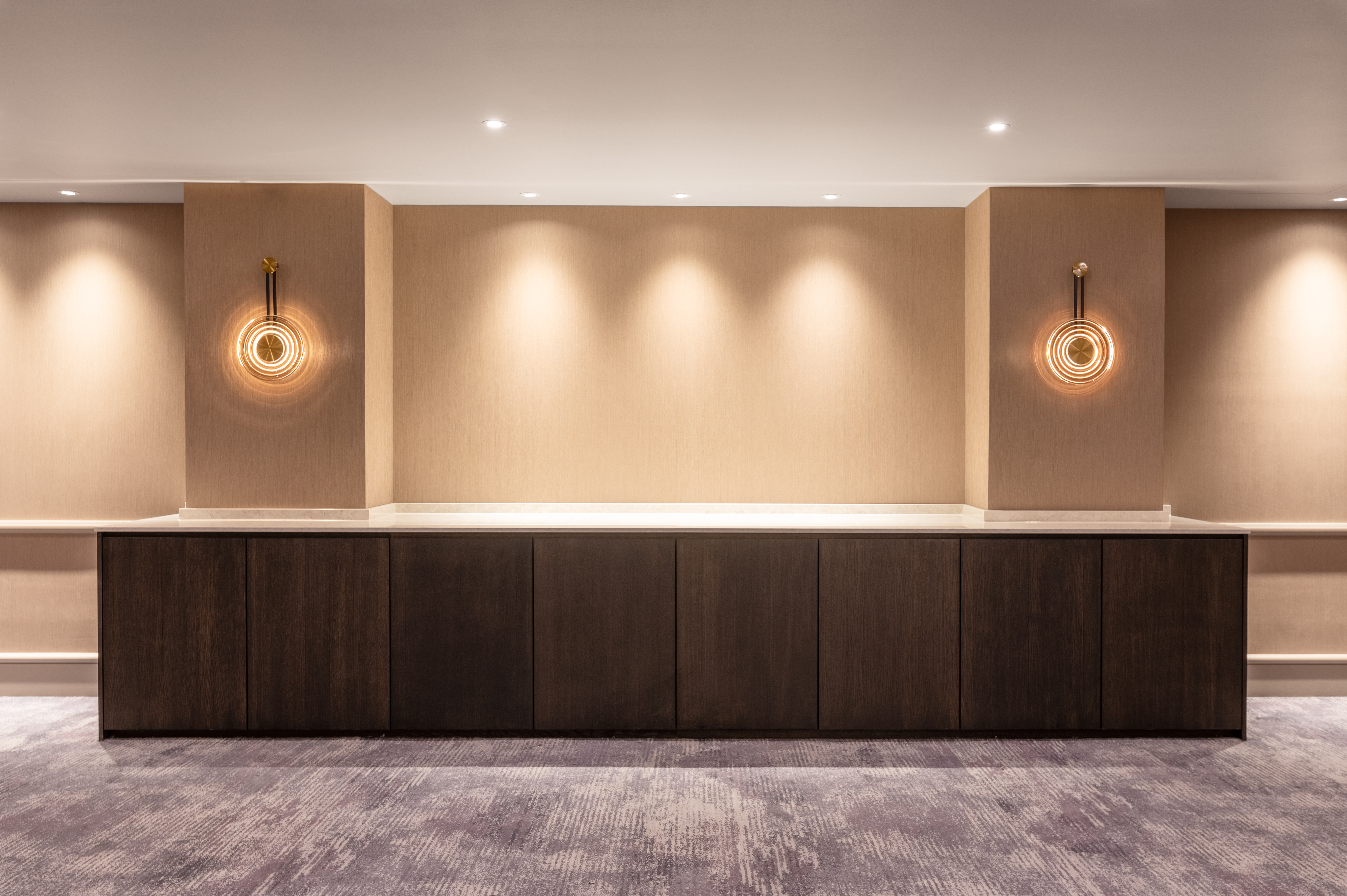 Modern reception area in GMT Suite, Hilton London Metropole for meetings and events.