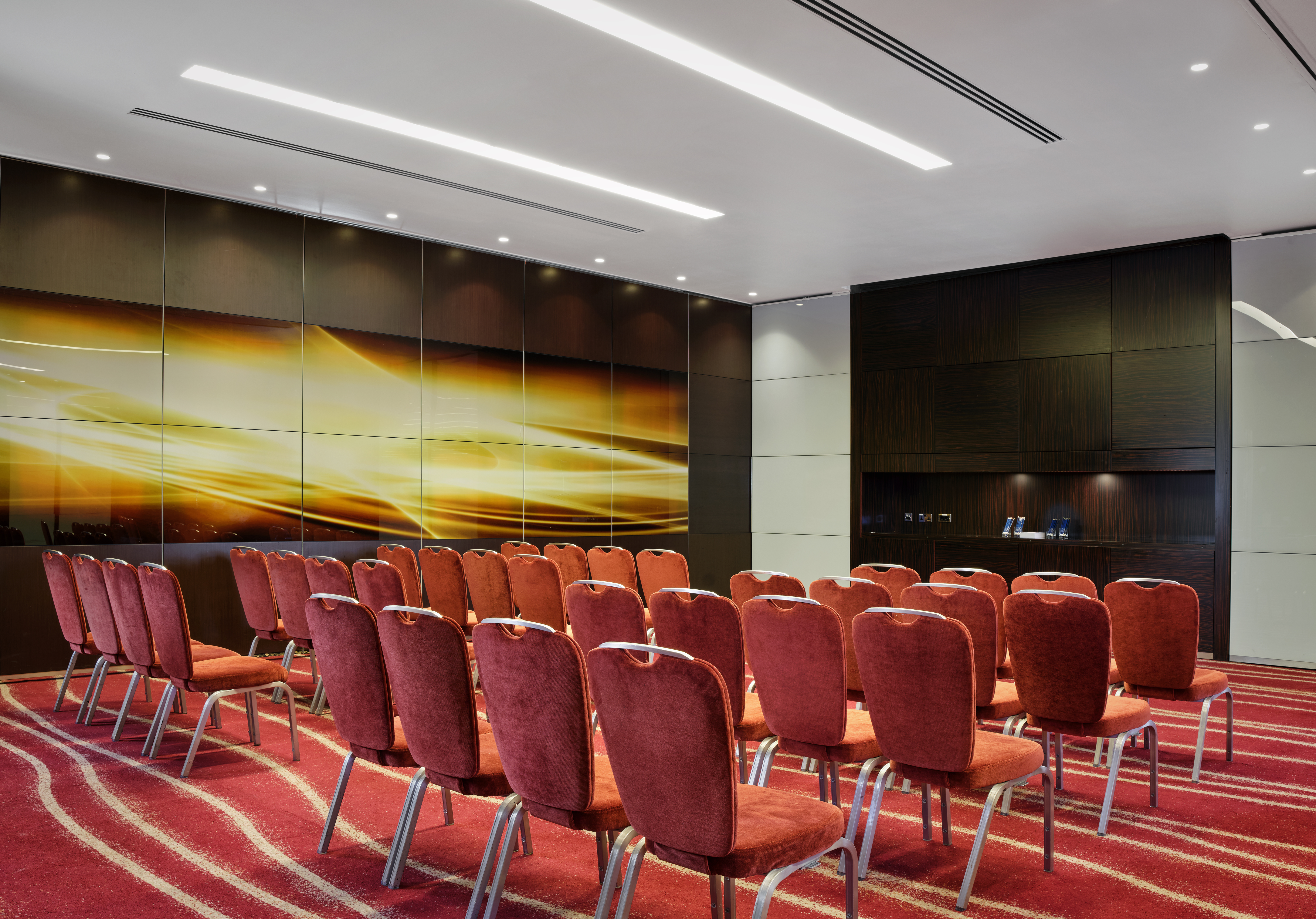 Westminster Ballroom - 1a21d22c-95a9-460f-a796-c74951da4330.jpg